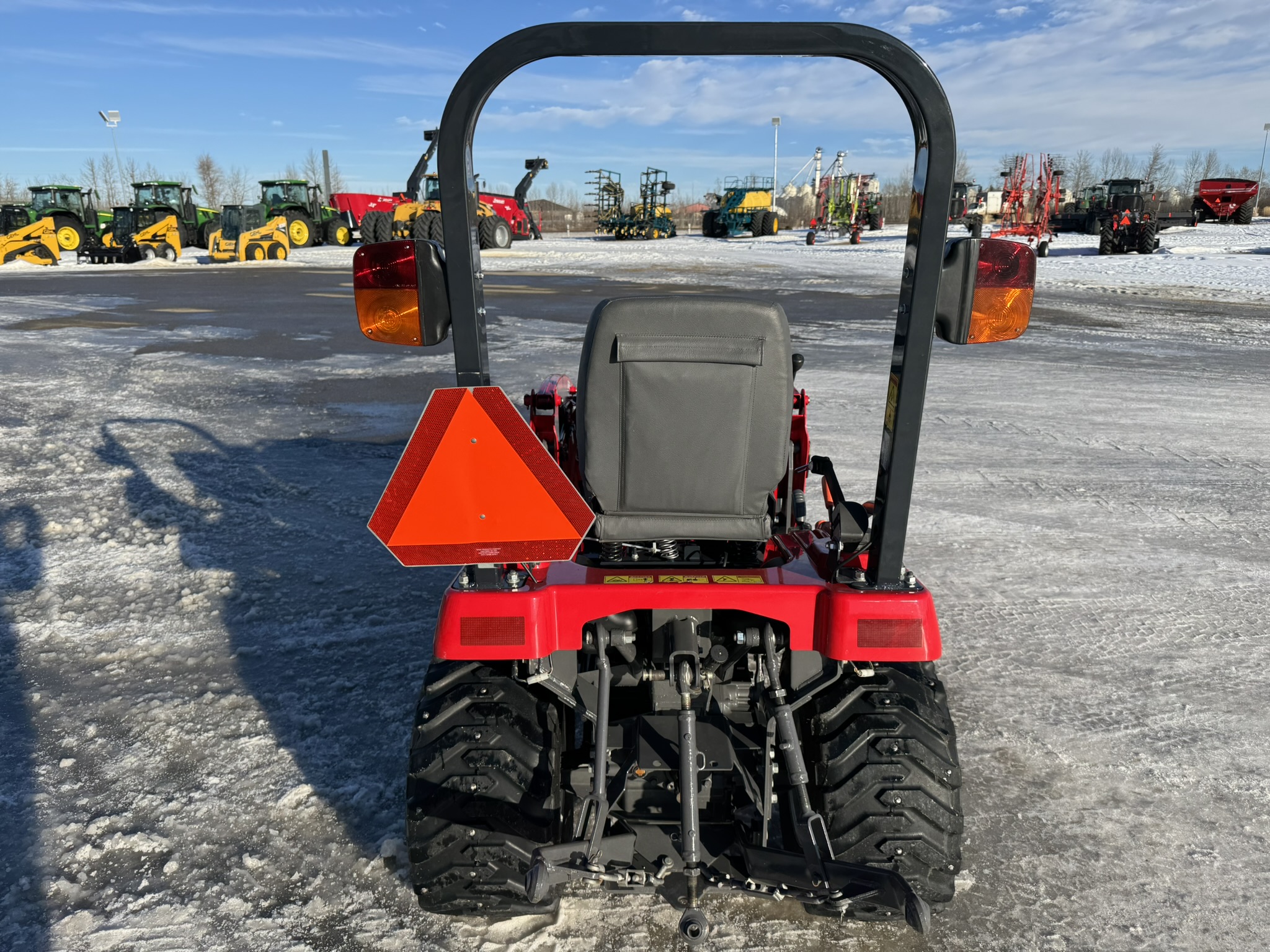 2013 Massey Ferguson GC1705 Tractor
