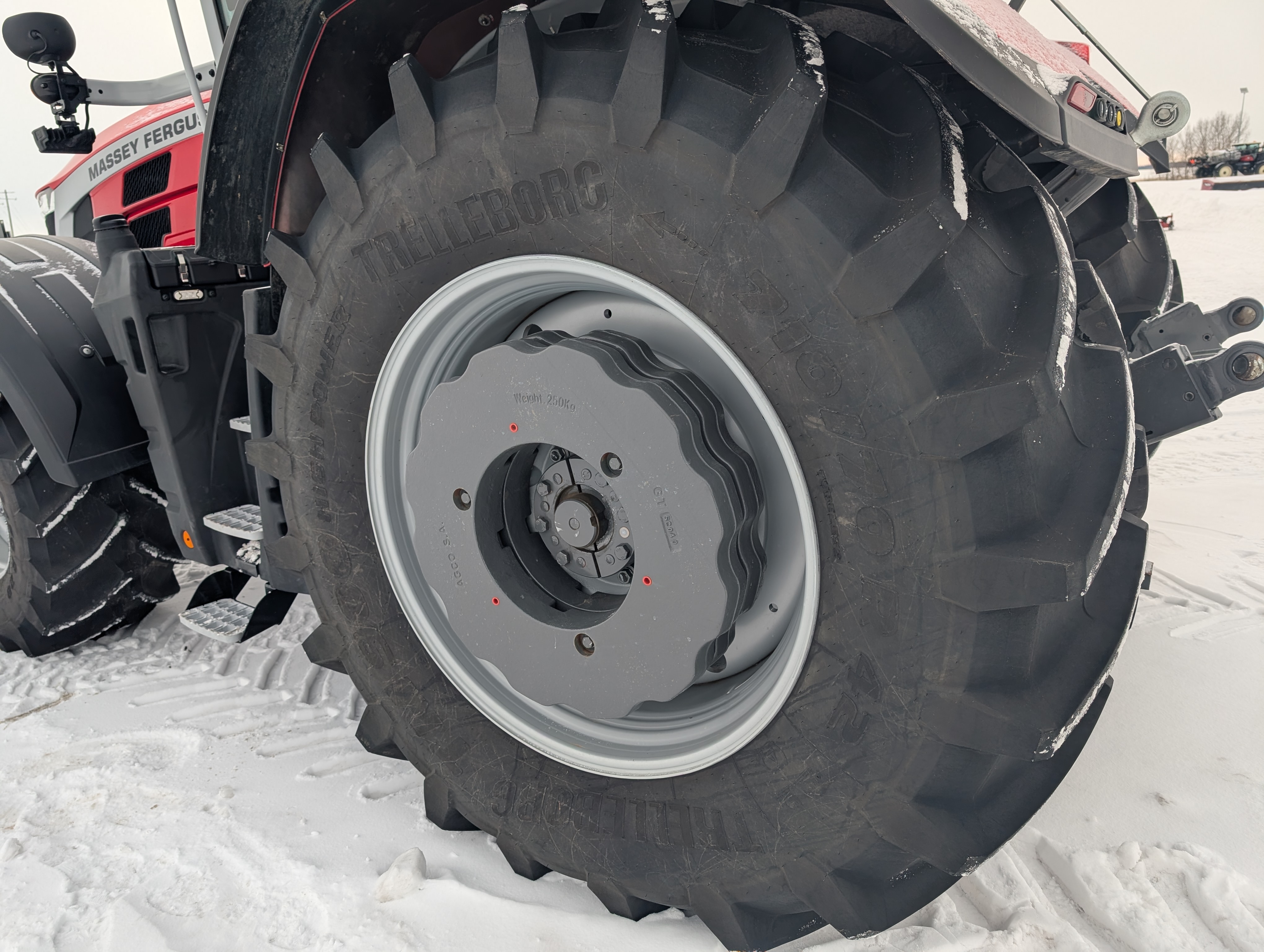 2023 Massey Ferguson 8S.285 Deluxe Tractor