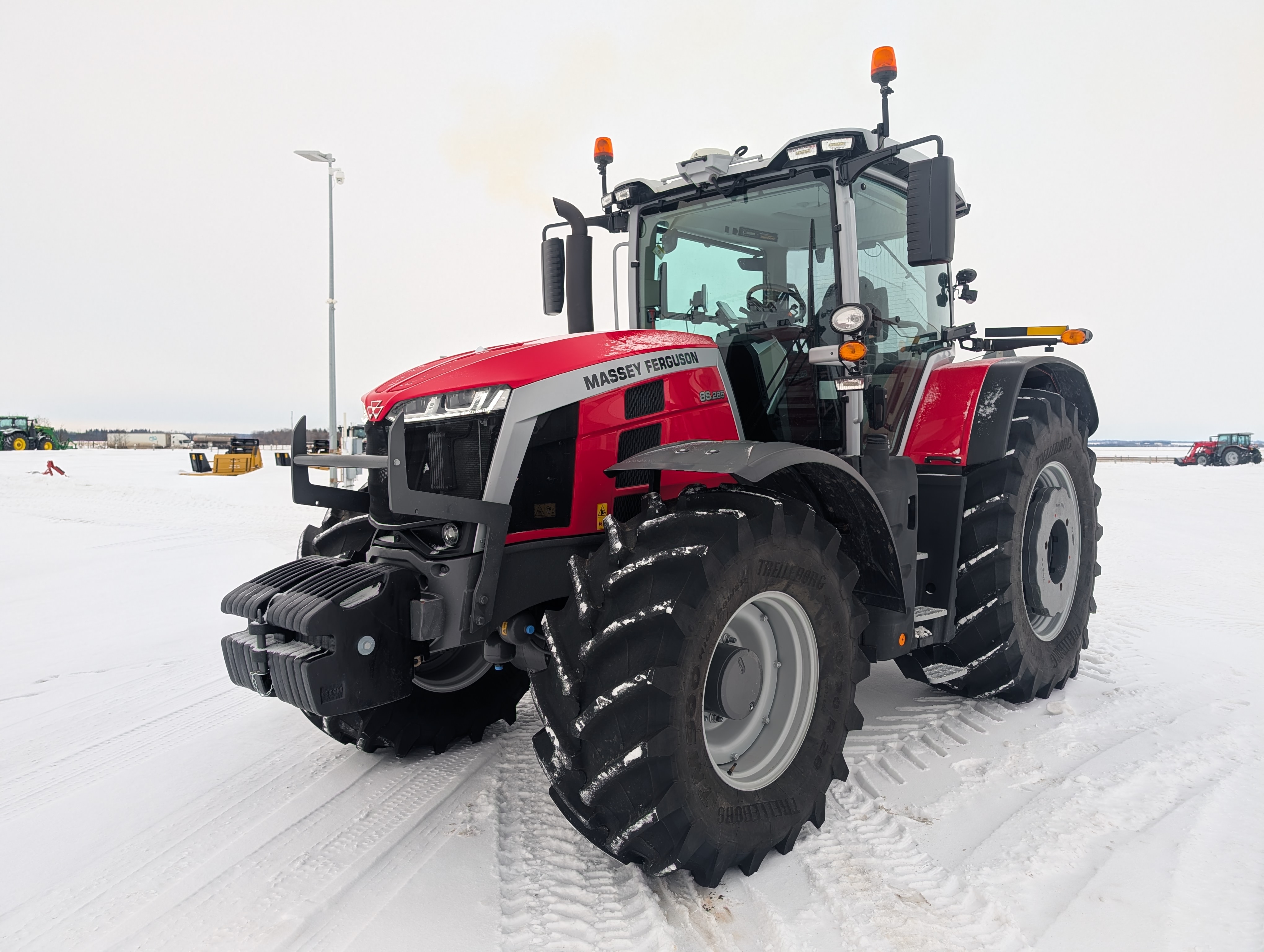 2023 Massey Ferguson 8S.285 Deluxe Tractor