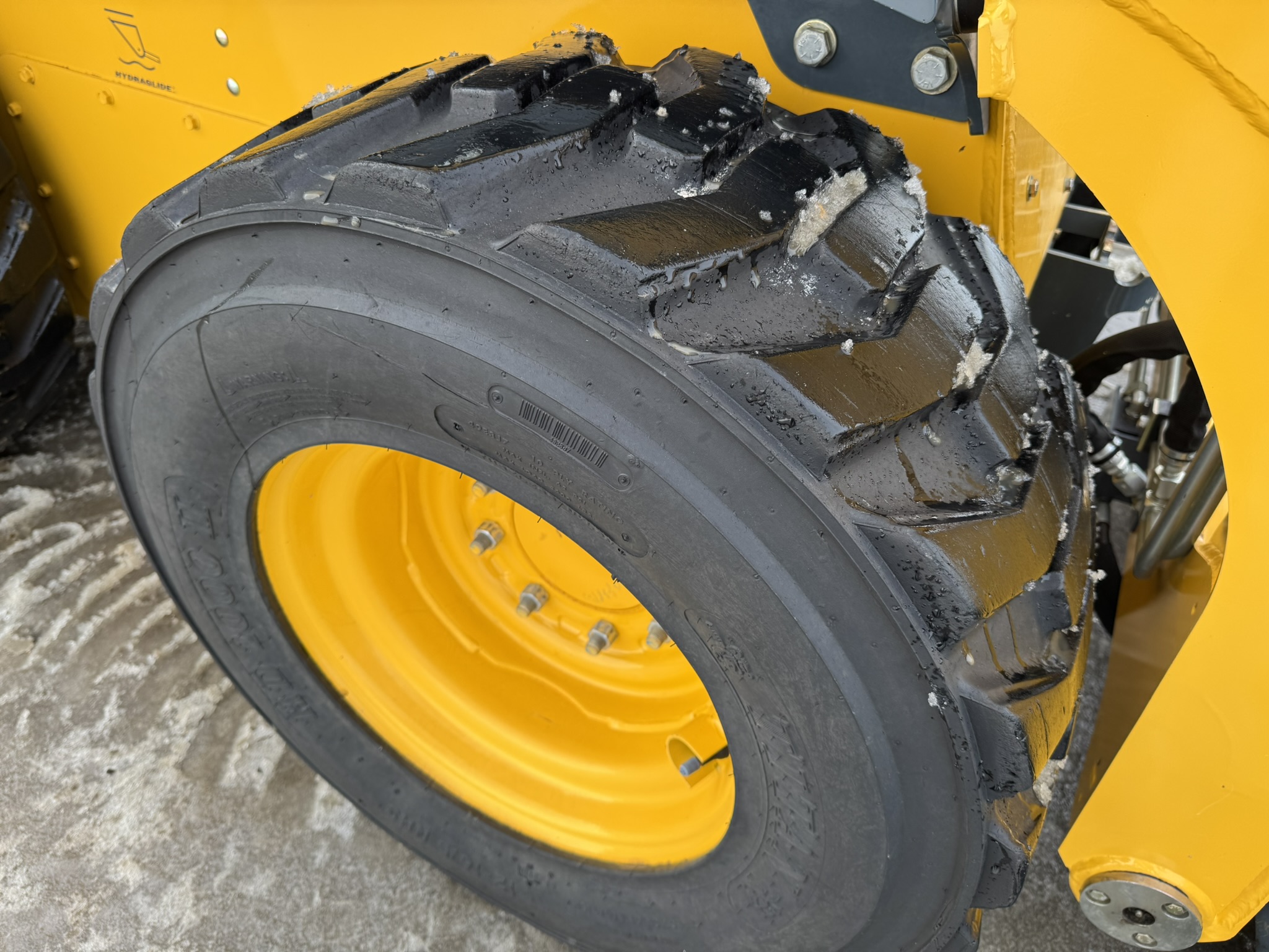 2019 Gehl V330 Skid Steer Loader