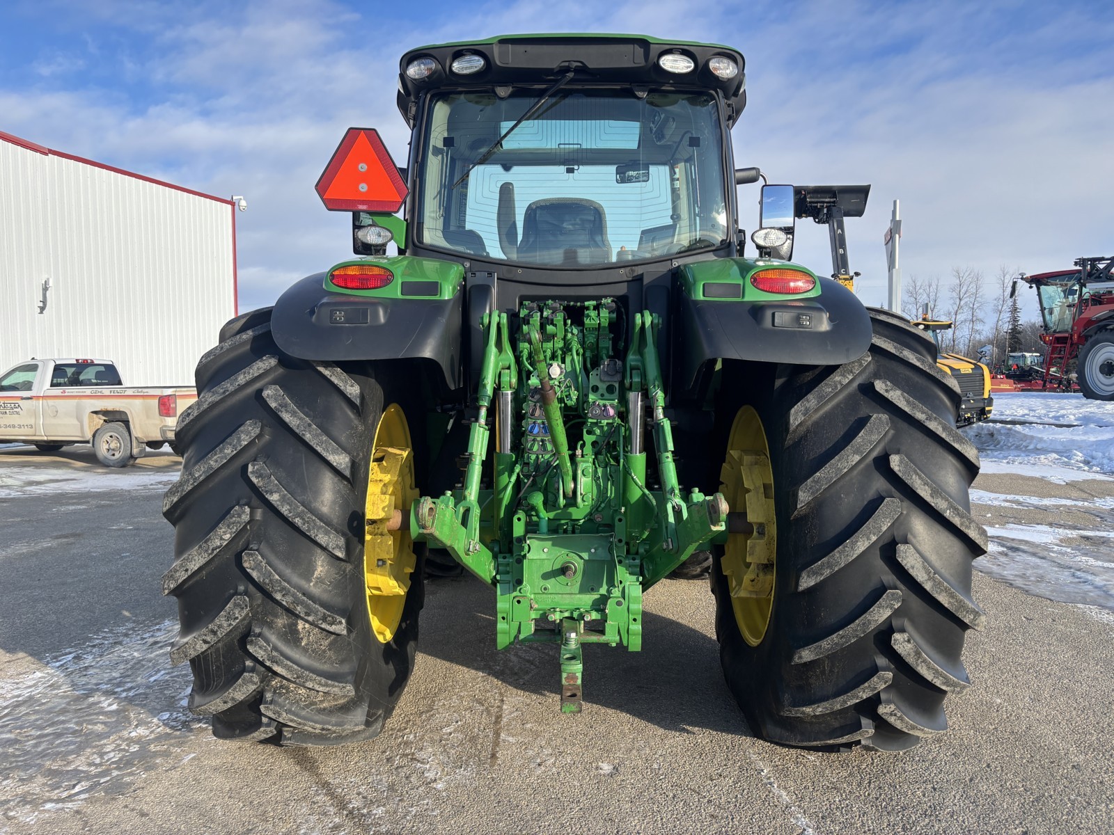 2015 John Deere 6195R Tractor
