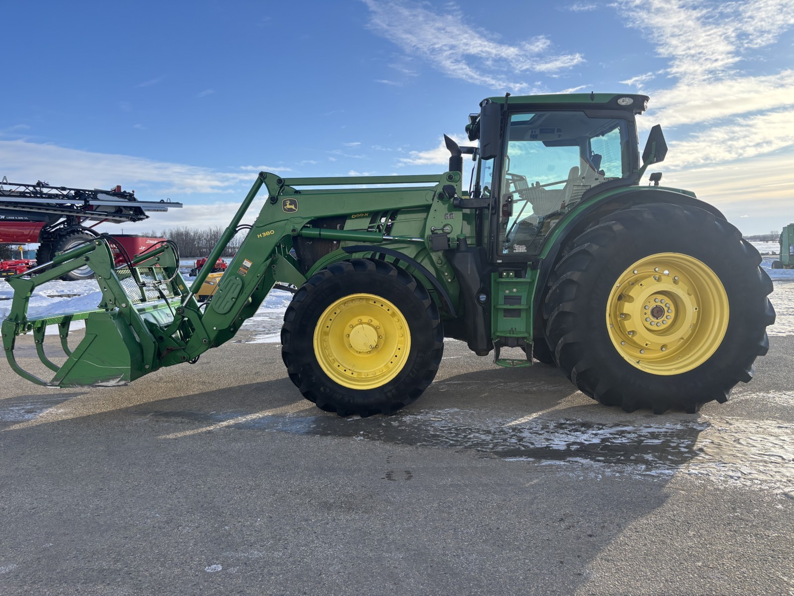 2015 John Deere 6195R Tractor