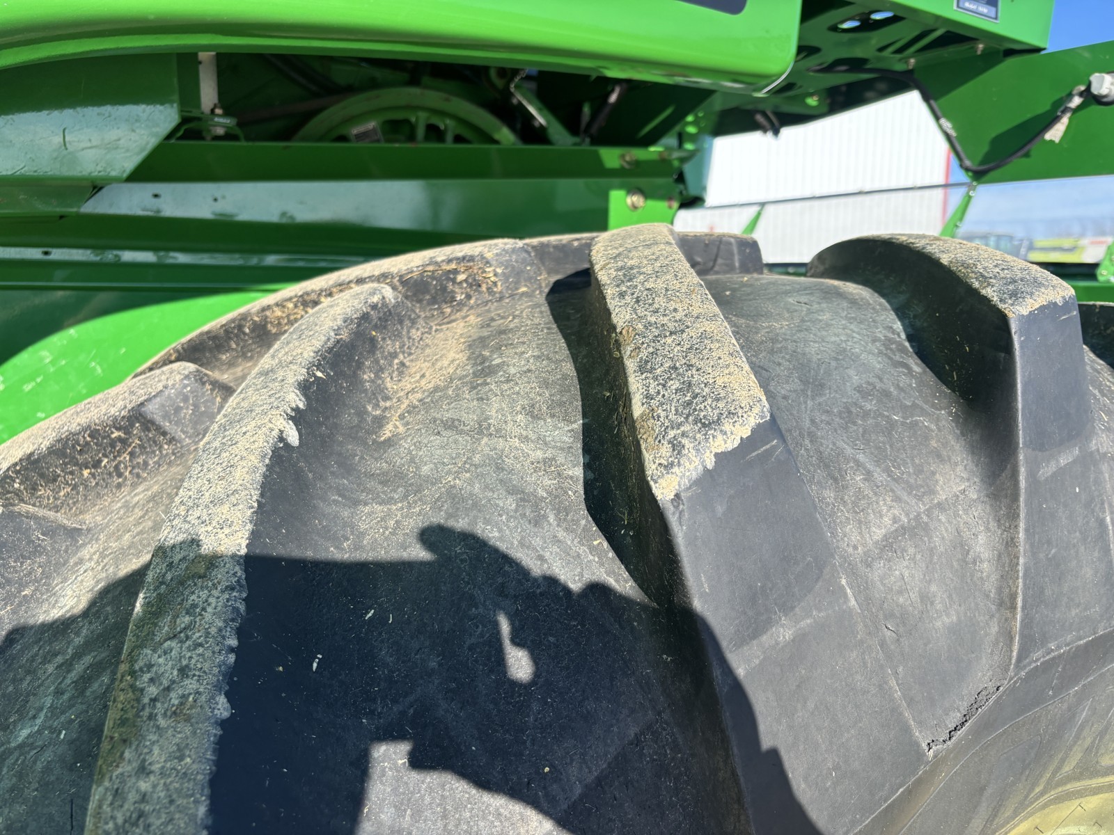 2009 John Deere T670 Combine