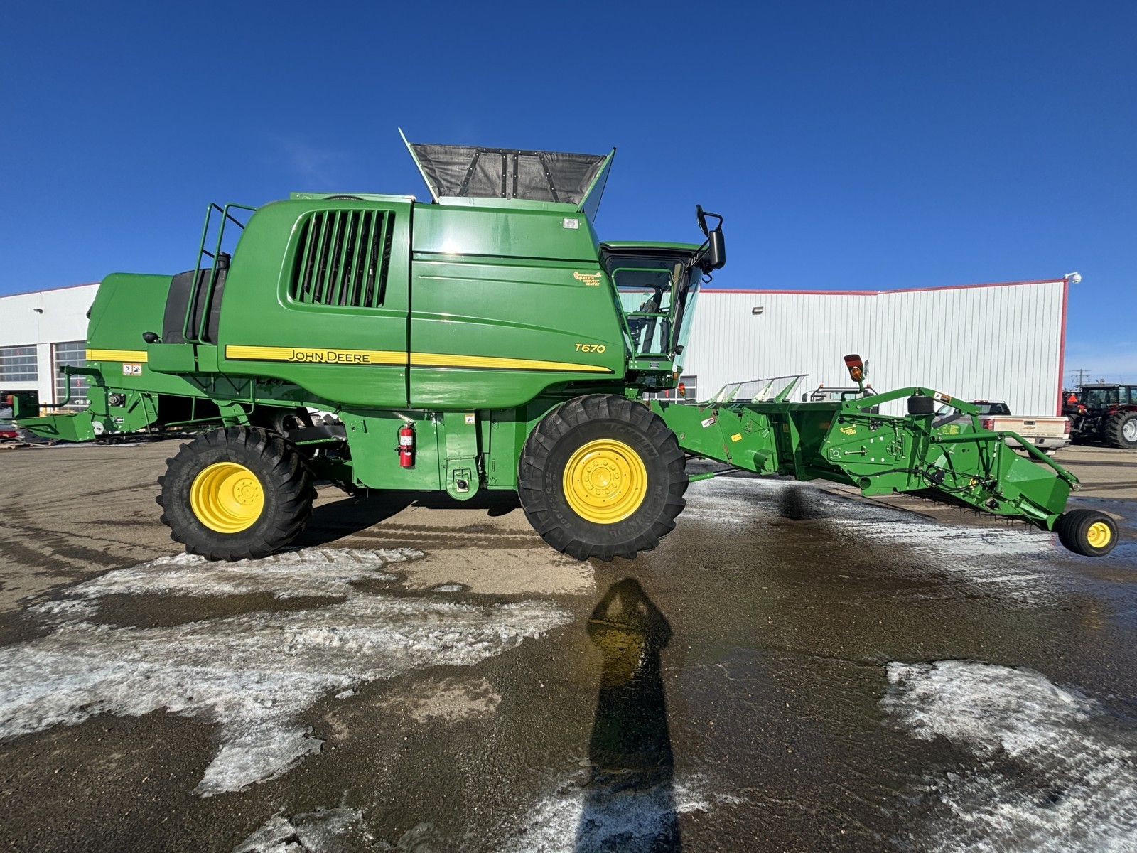 2009 John Deere T670 Combine