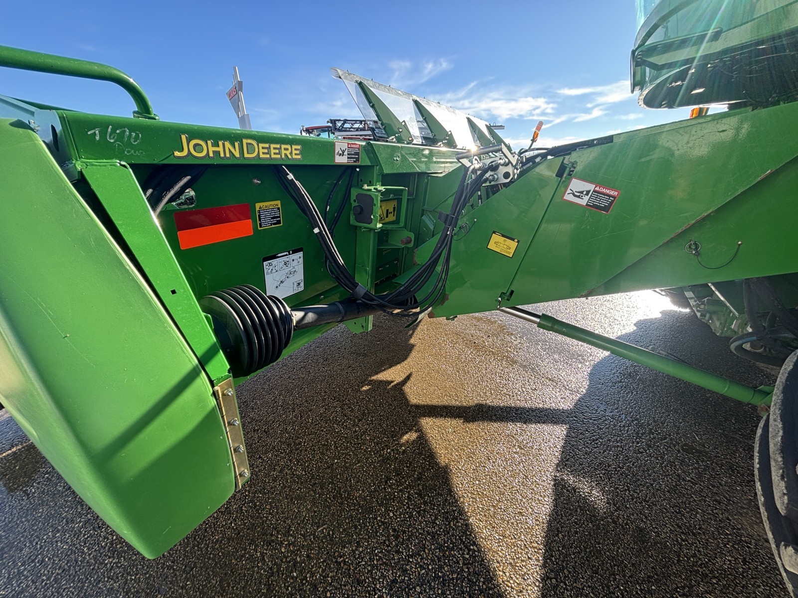 2009 John Deere T670 Combine