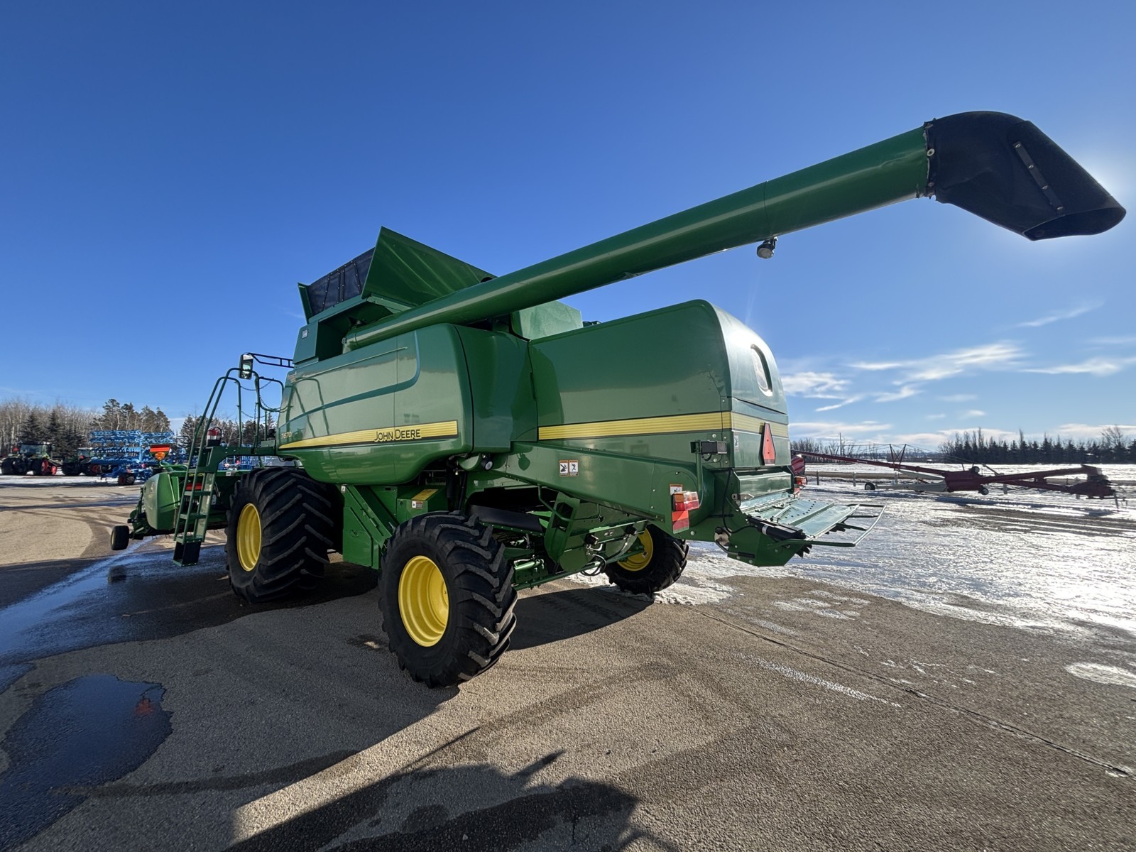 2009 John Deere T670 Combine
