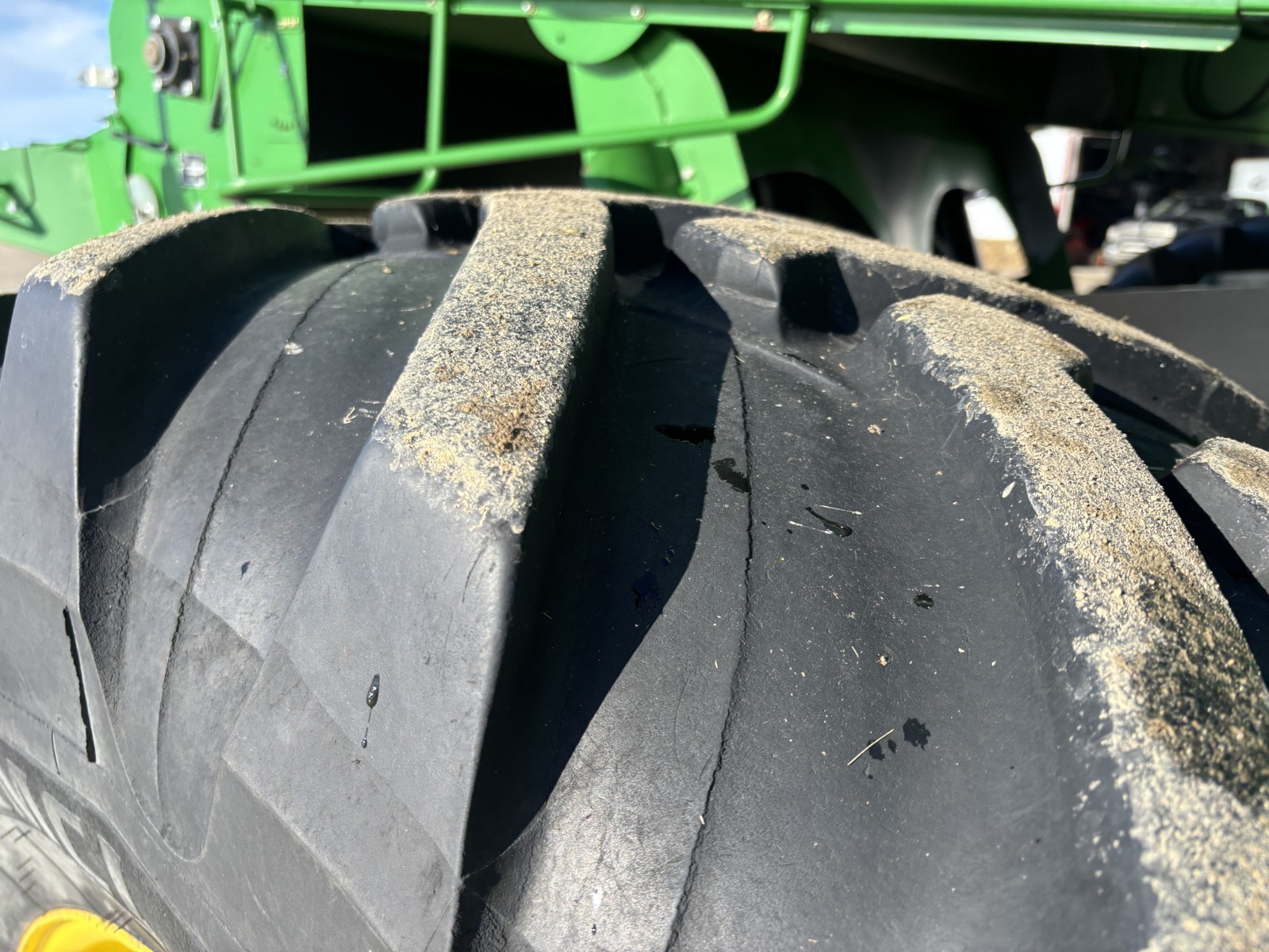 2009 John Deere T670 Combine