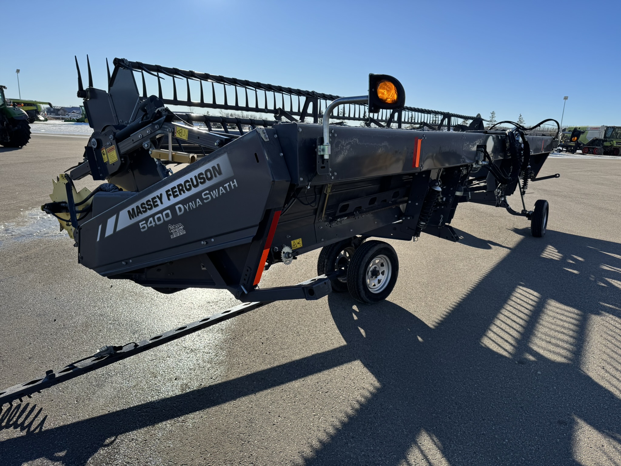2018 Massey Ferguson 5400 Header Draper