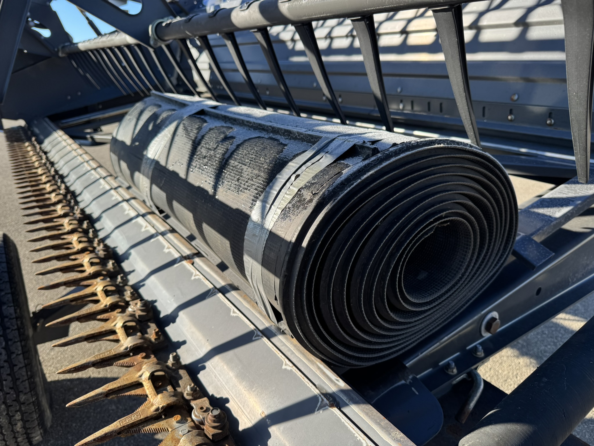 2018 Massey Ferguson 5400 Header Draper