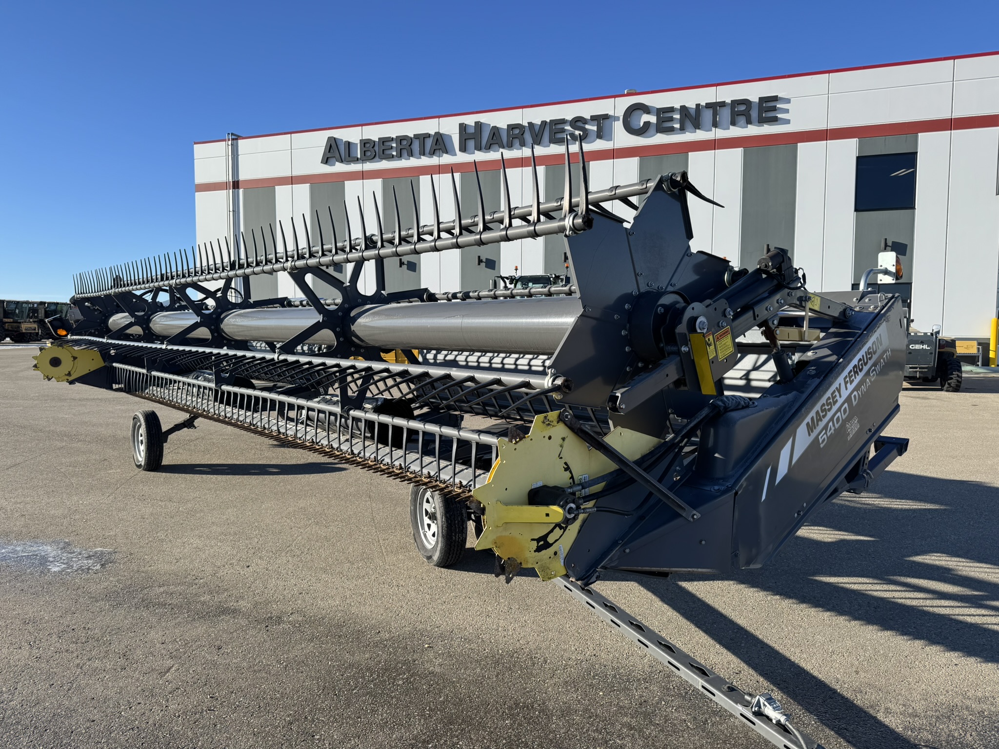 2018 Massey Ferguson 5400 Header Draper