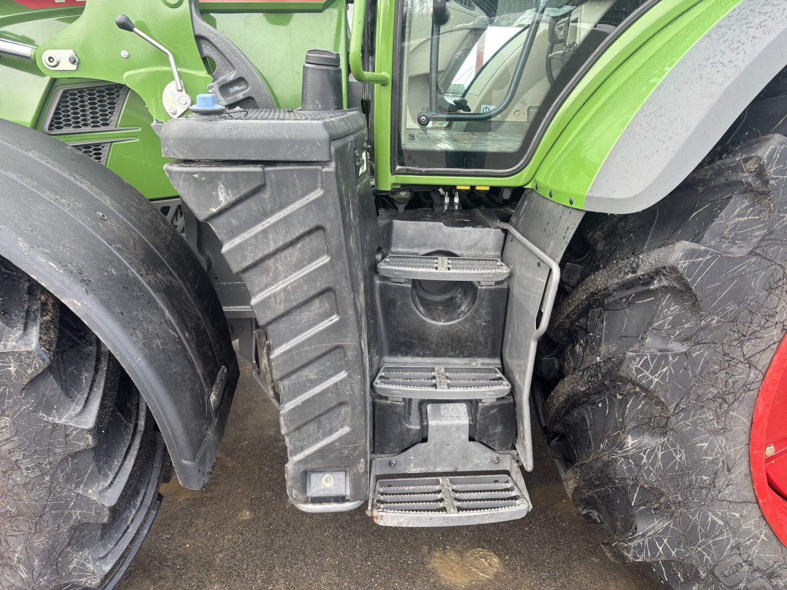 2023 Fendt 724 Gen6 Tractor