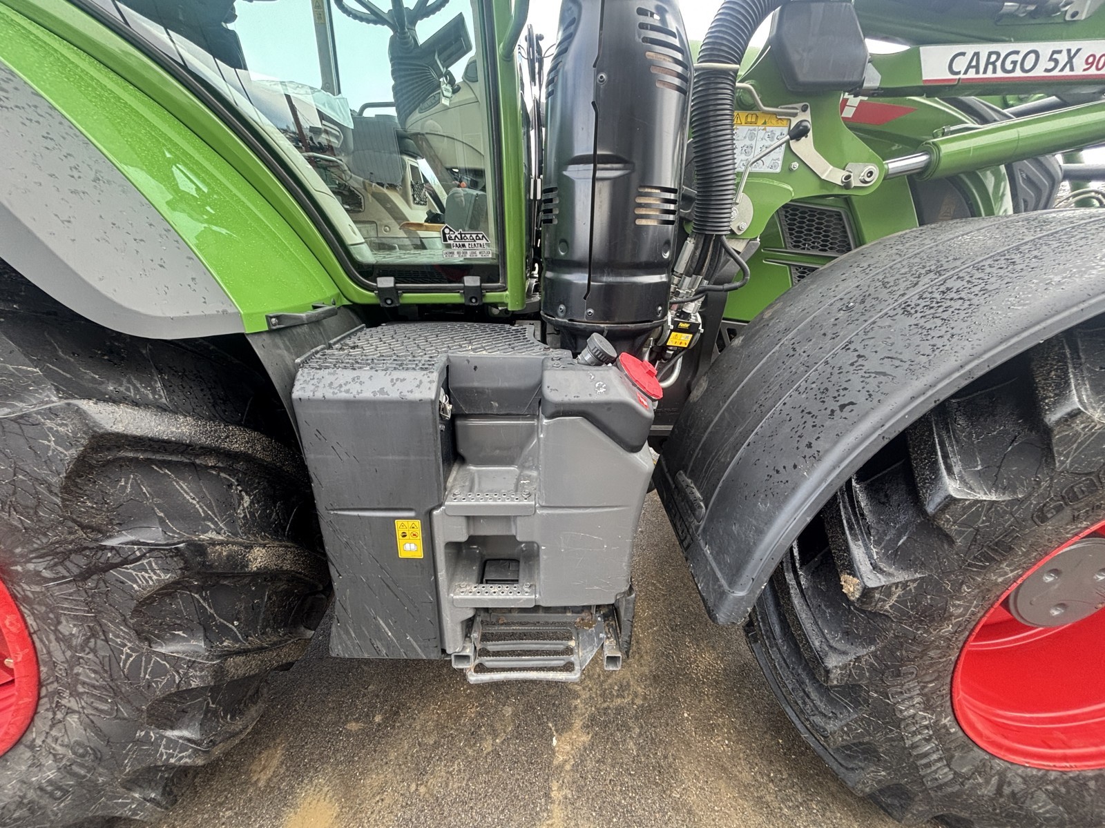 2023 Fendt 724 Gen6 Tractor