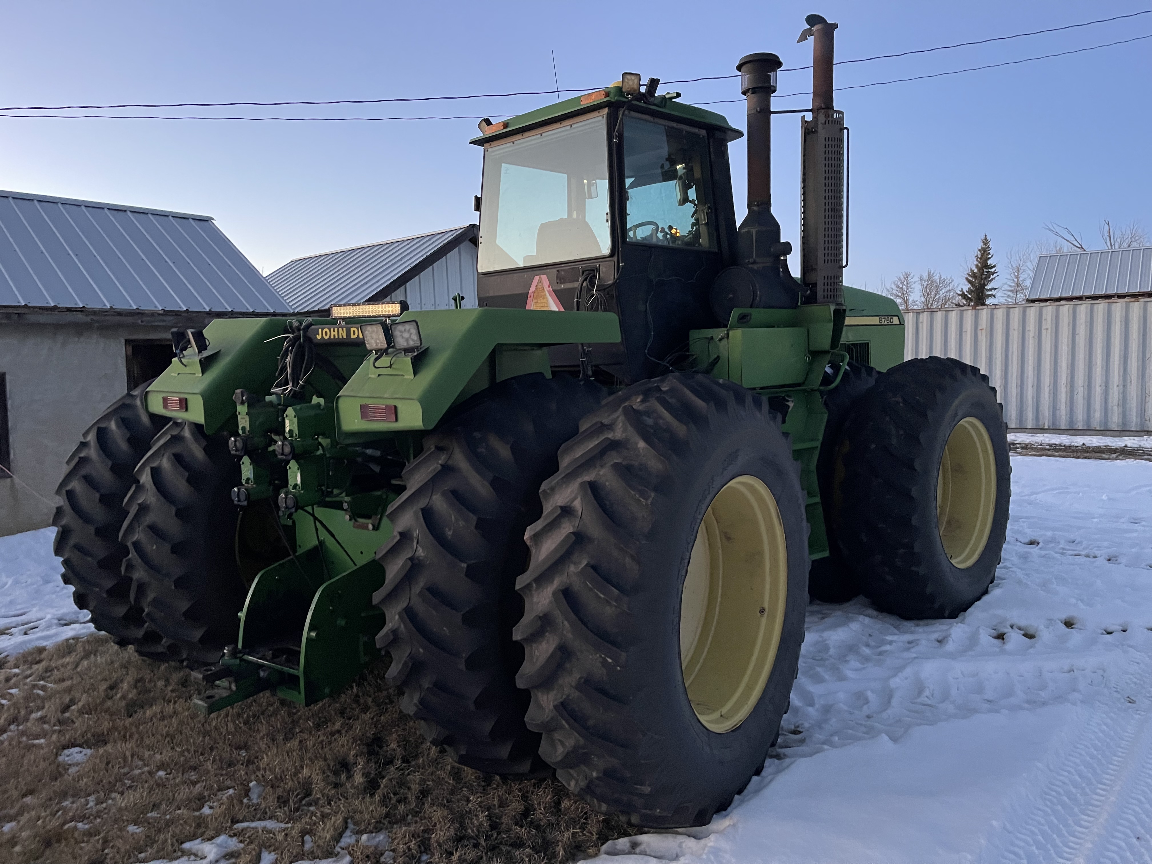 1992 John Deere 8760 Tractor