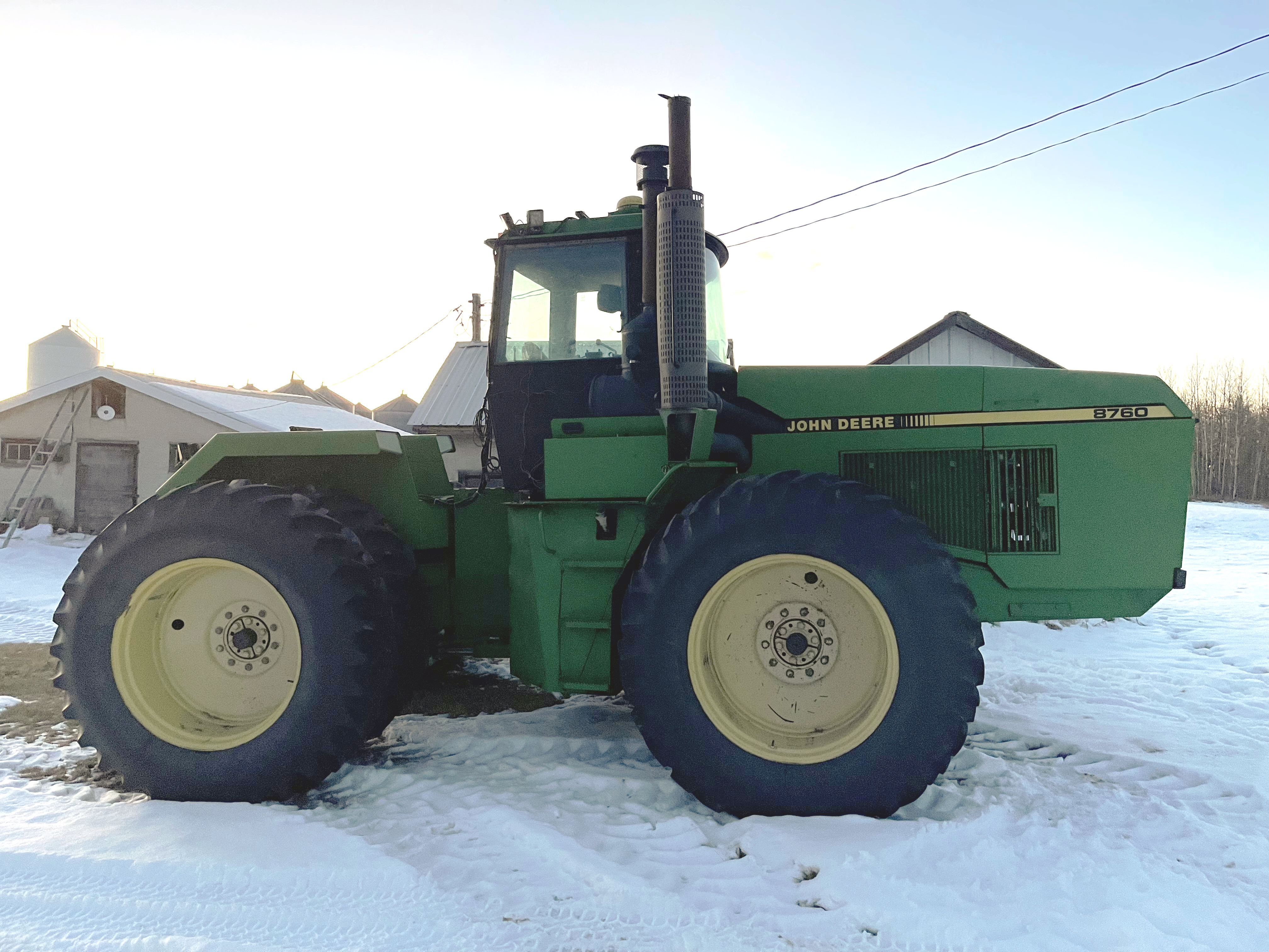 1992 John Deere 8760 Tractor