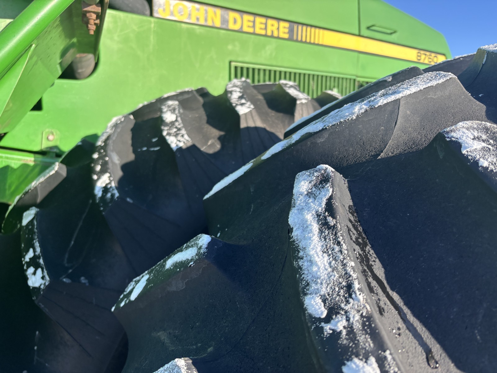 1989 John Deere 8760 Tractor