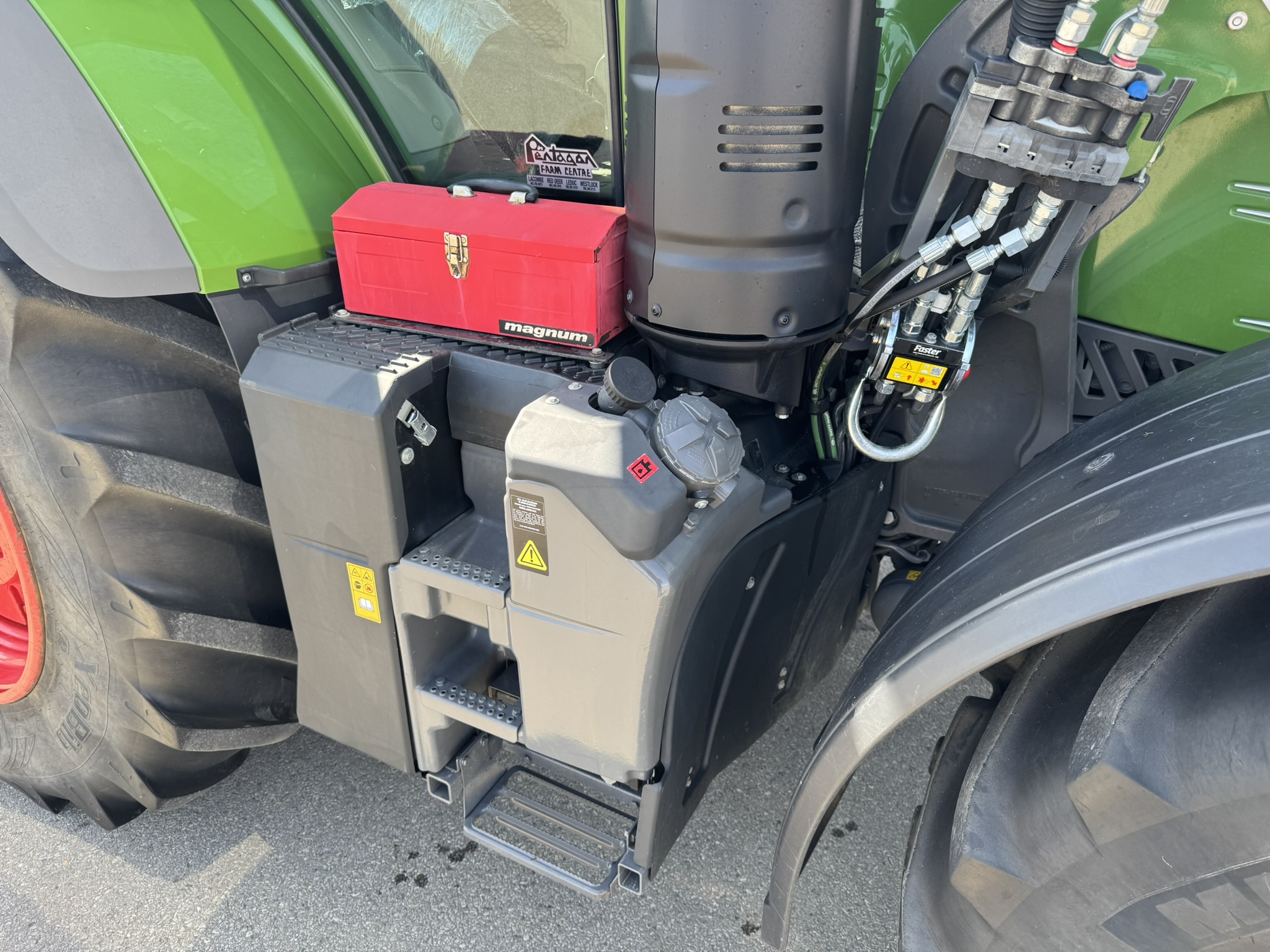 2018 Fendt 718S4 Tractor