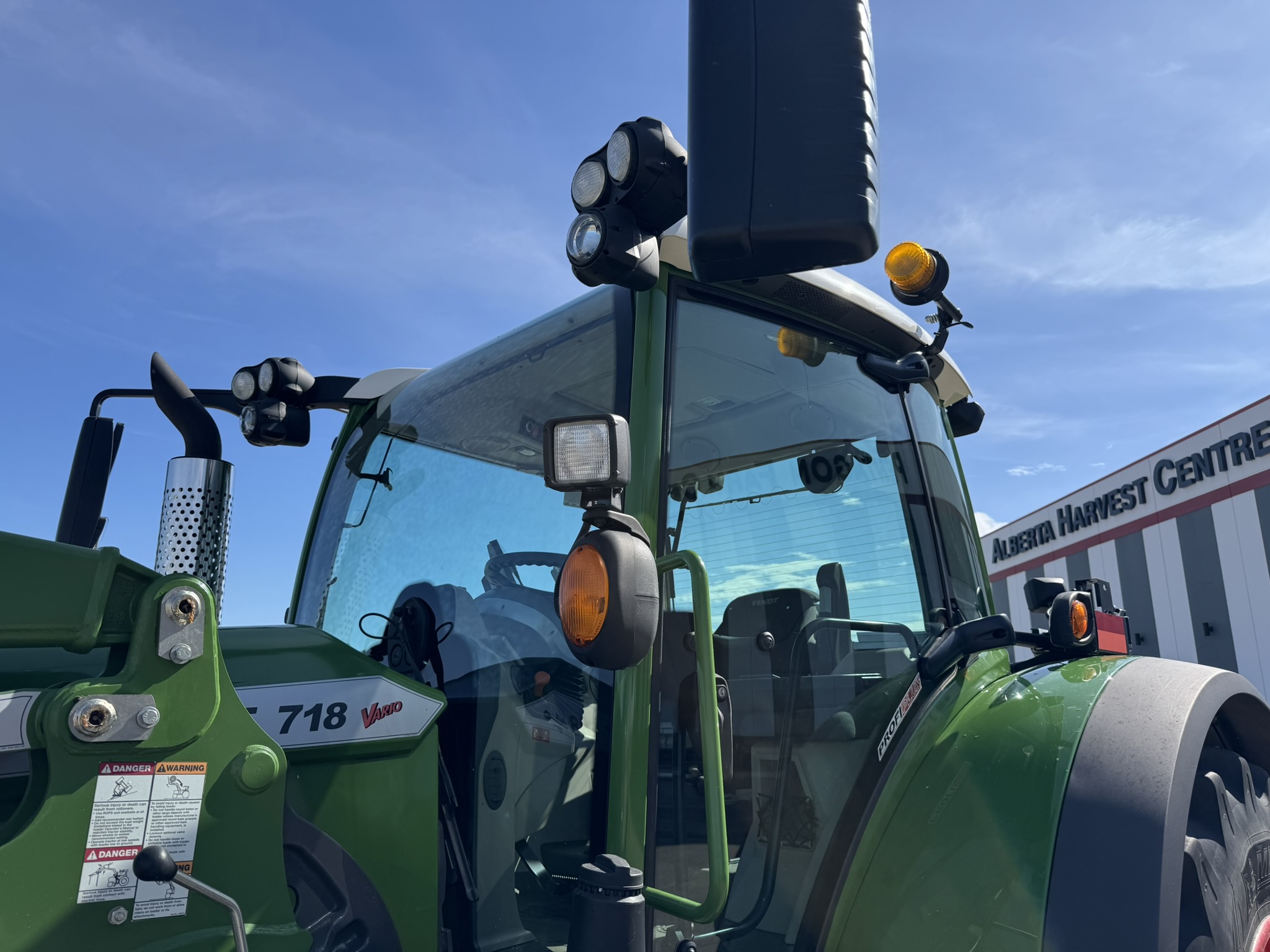 2018 Fendt 718S4 Tractor
