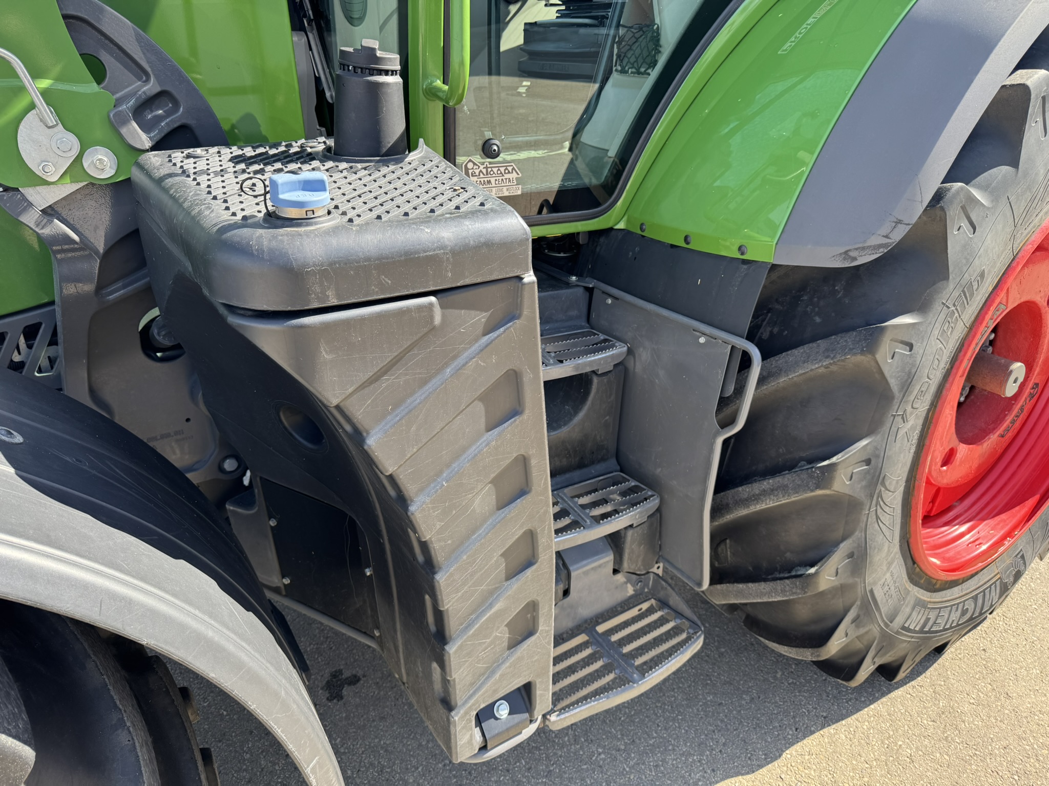 2018 Fendt 718S4 Tractor