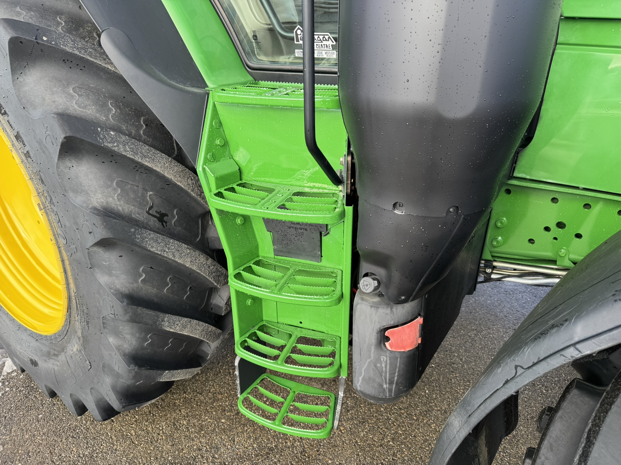 2016 John Deere 6175R Tractor