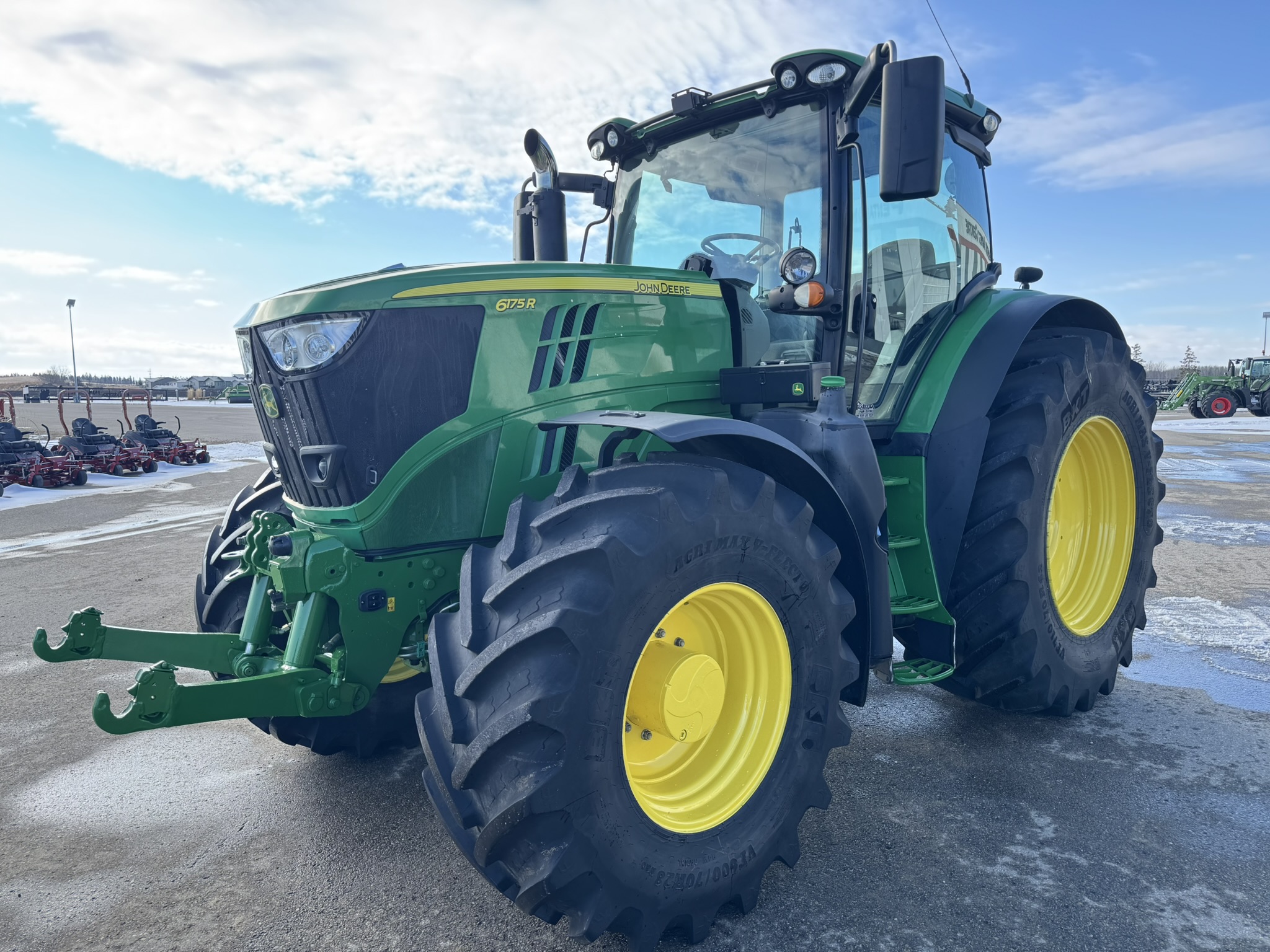2016 John Deere 6175R Tractor