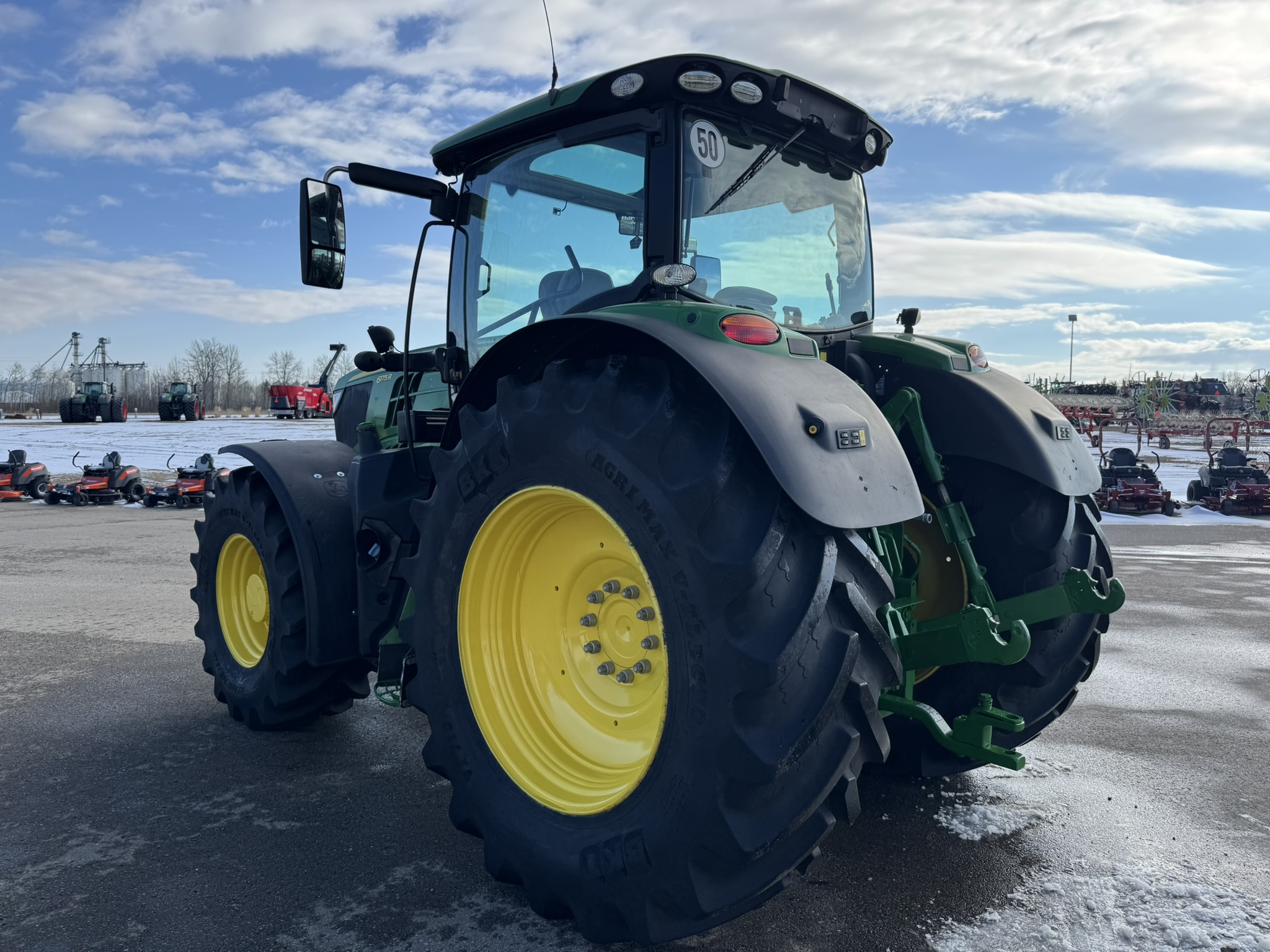 2016 John Deere 6175R Tractor