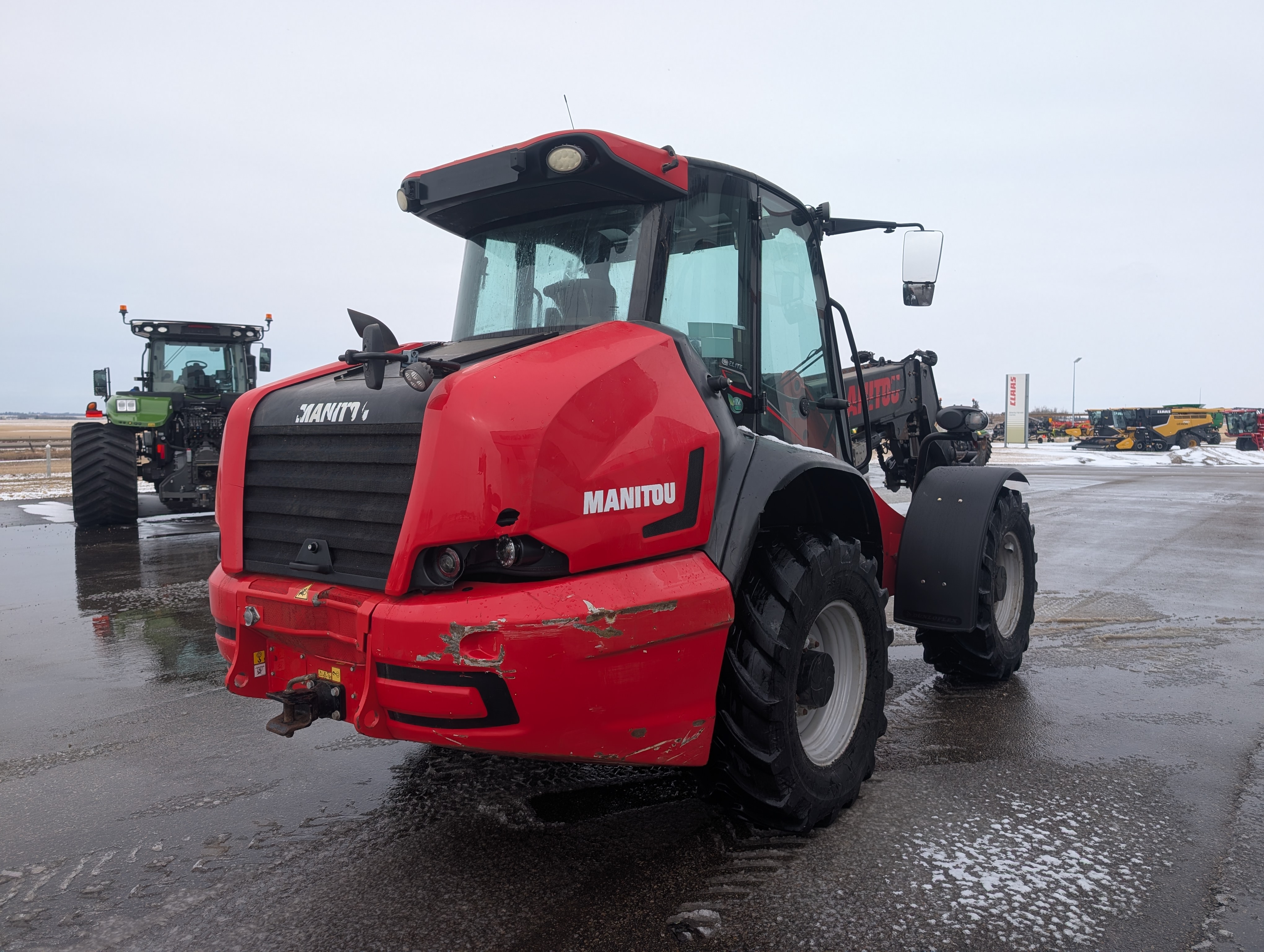 Manitou MLA-T-530 TeleHandler