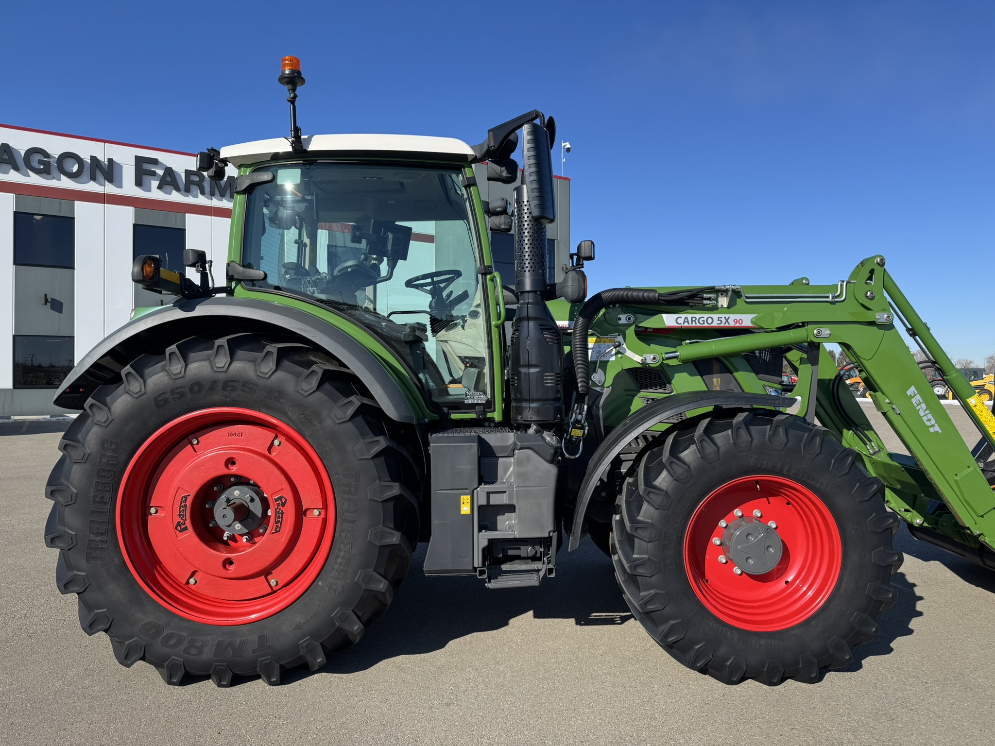 2022 Fendt 714 Gen6 Tractor