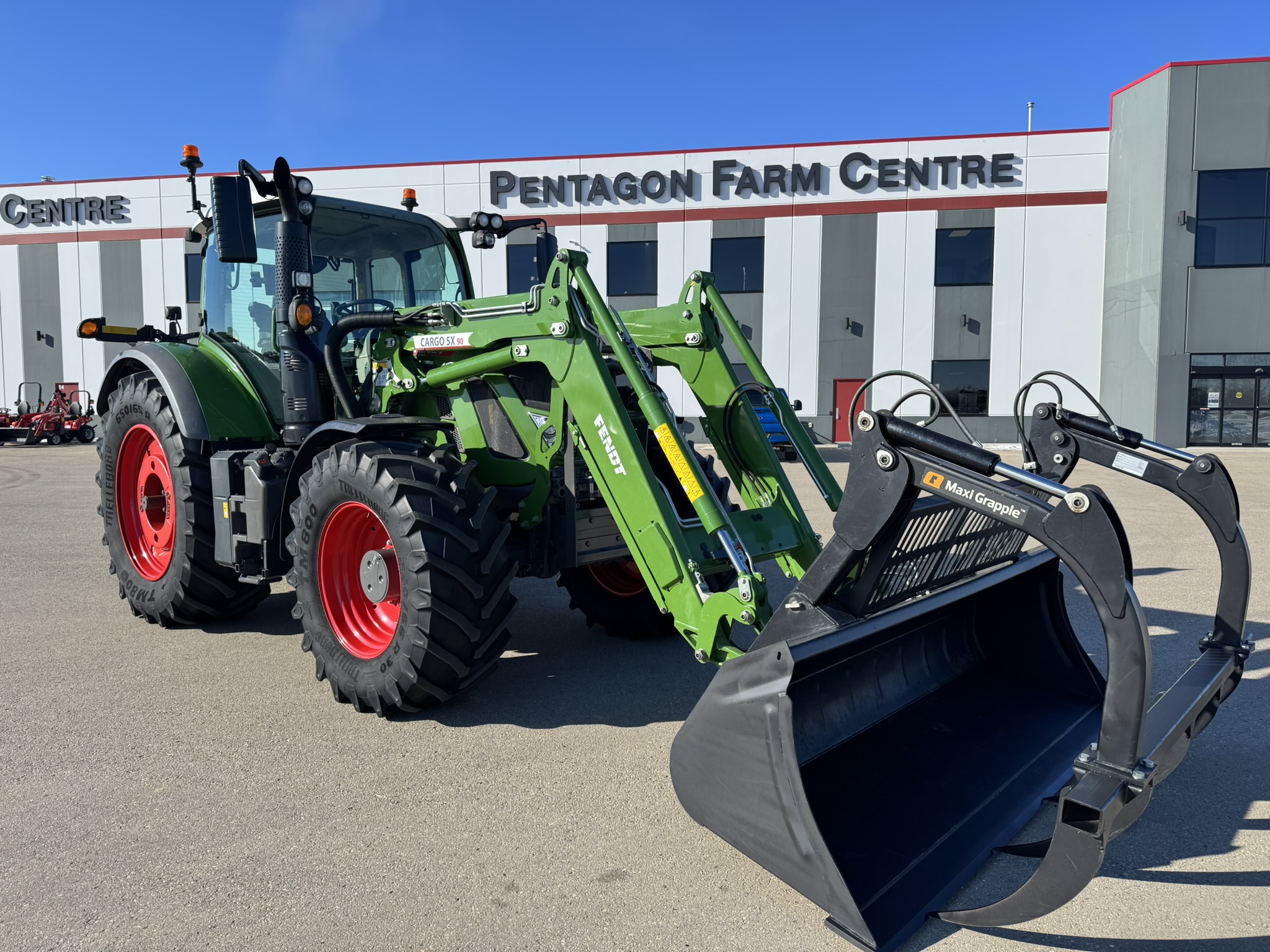 2022 Fendt 714 Gen6 Tractor