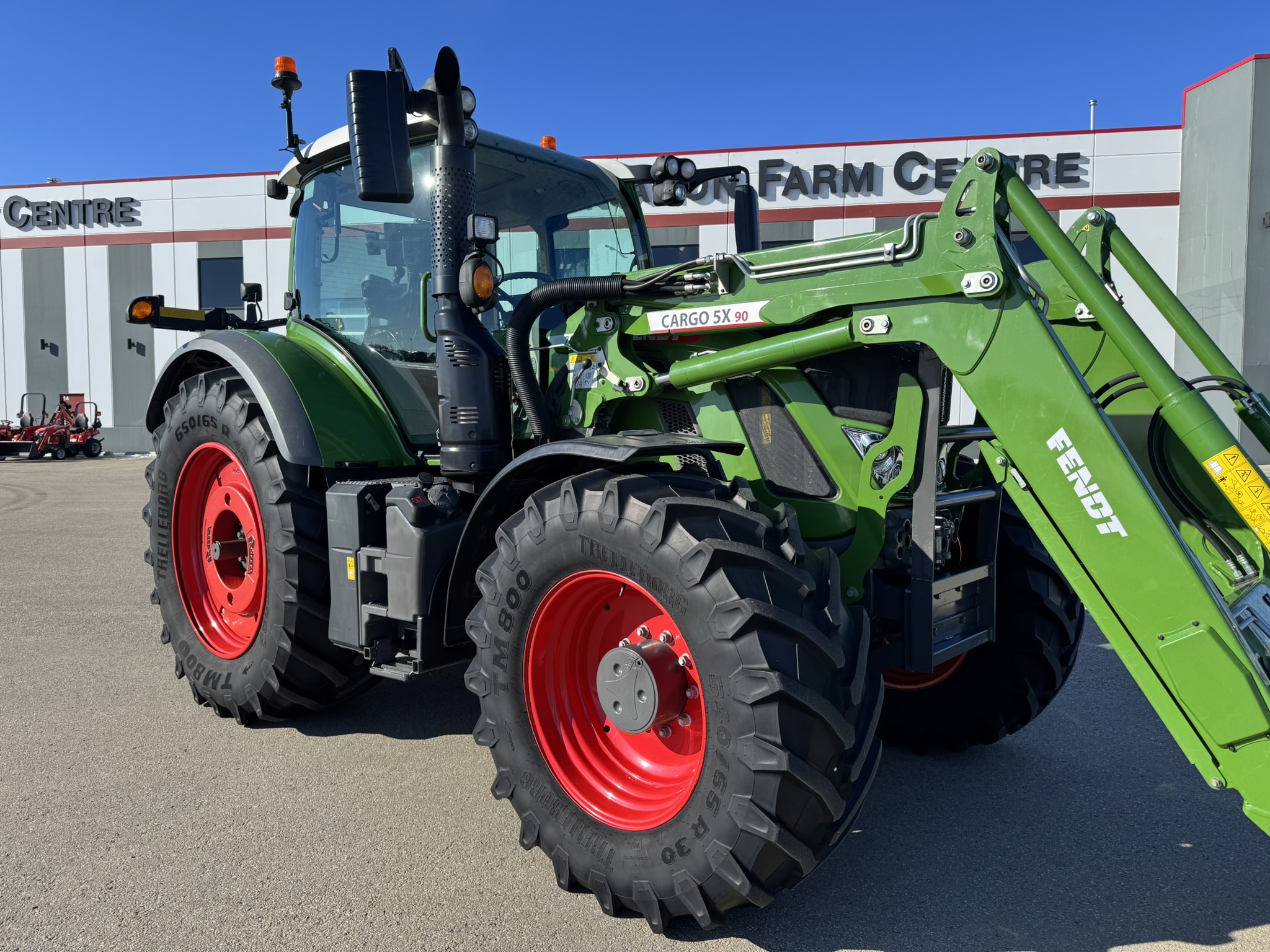 2022 Fendt 714 Gen6 Tractor