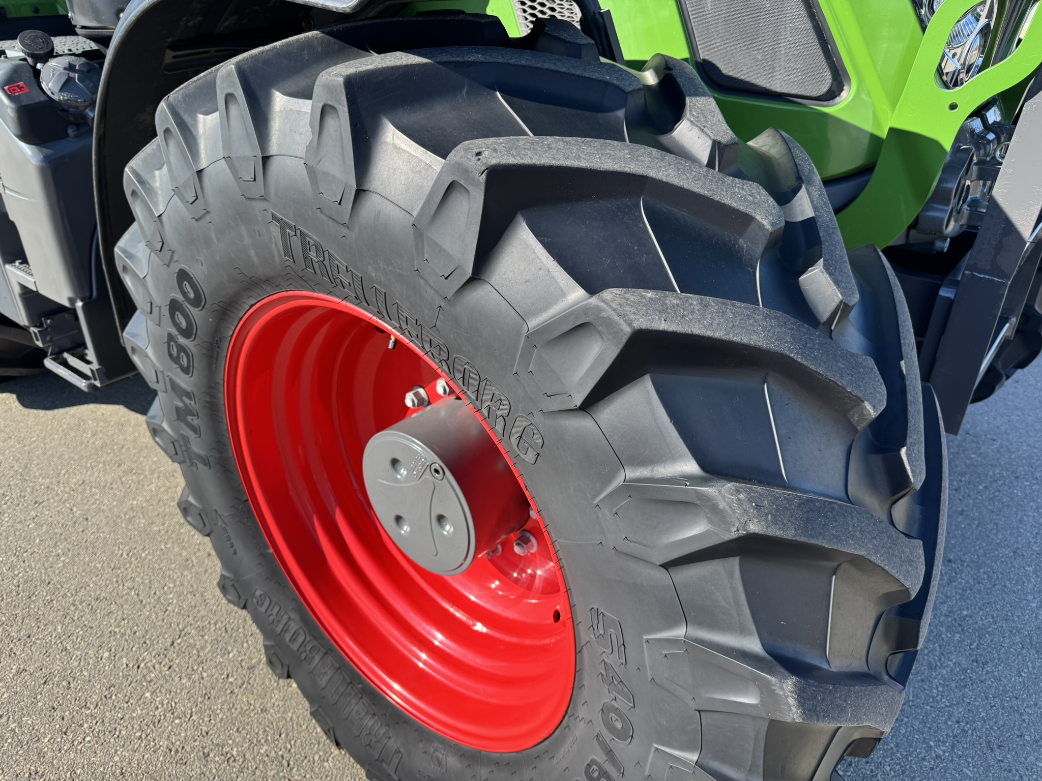 2022 Fendt 714 Gen6 Tractor