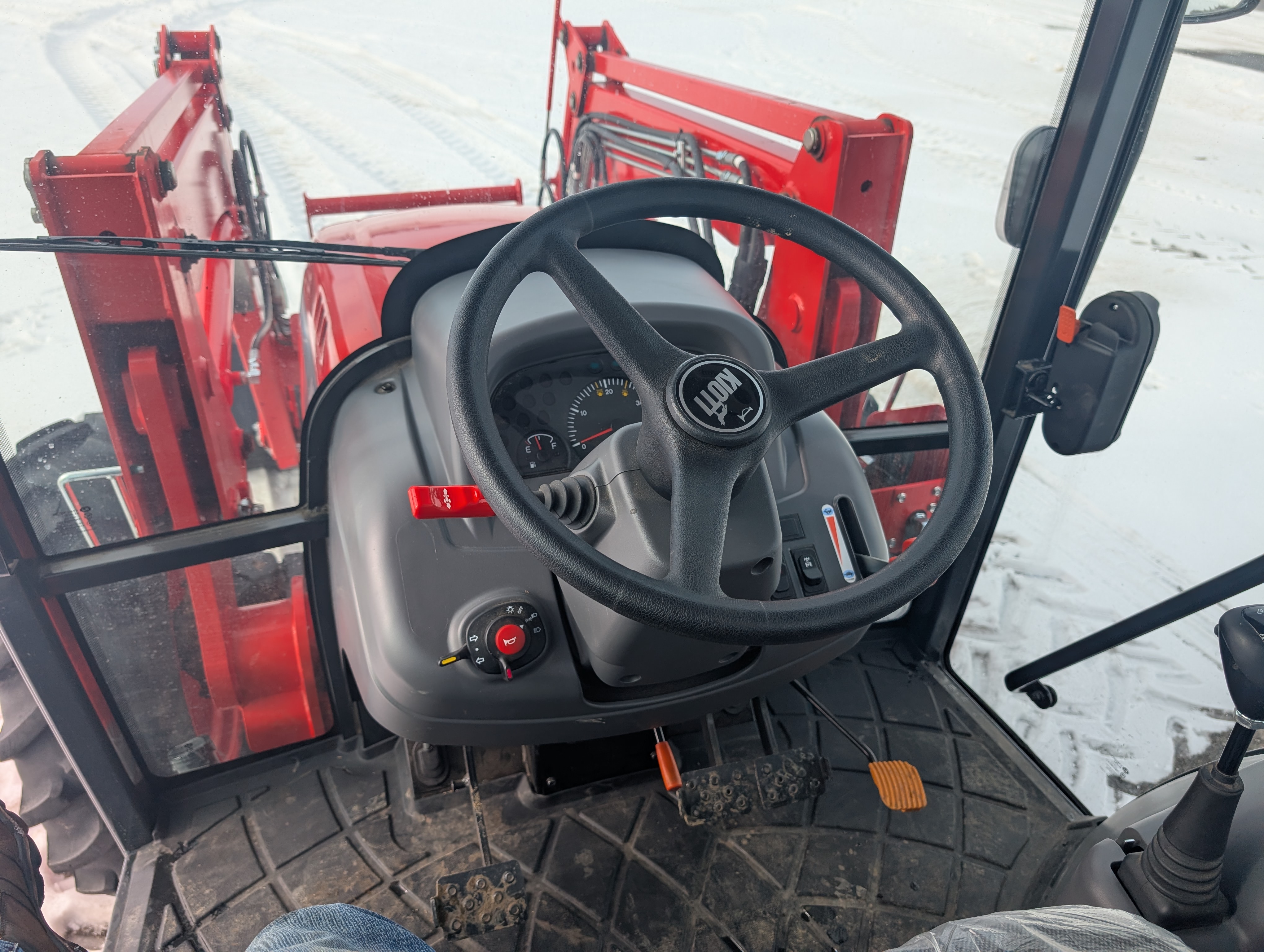 2024 Kioti RX7320 Tractor