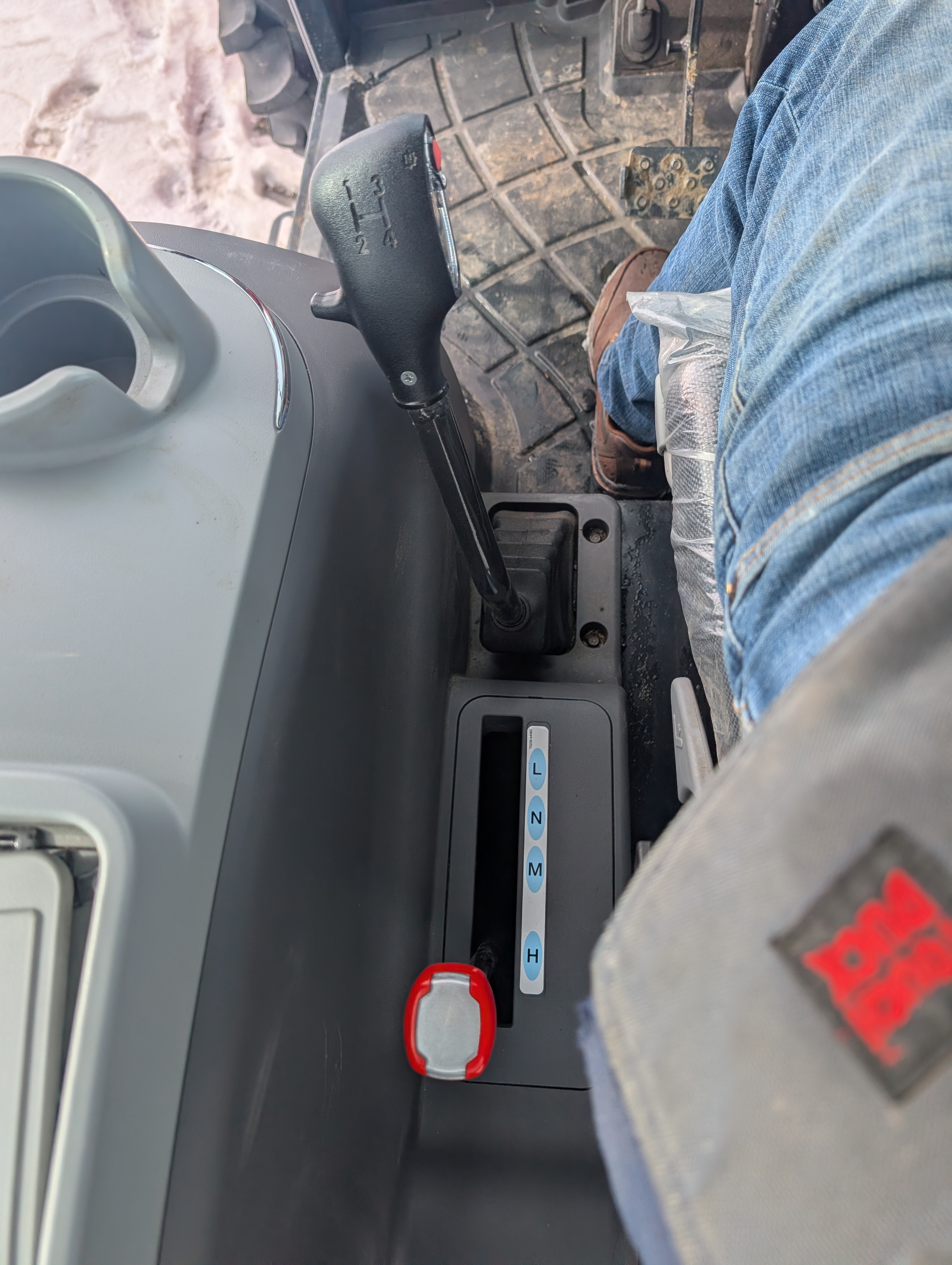 2024 Kioti RX7320 Tractor