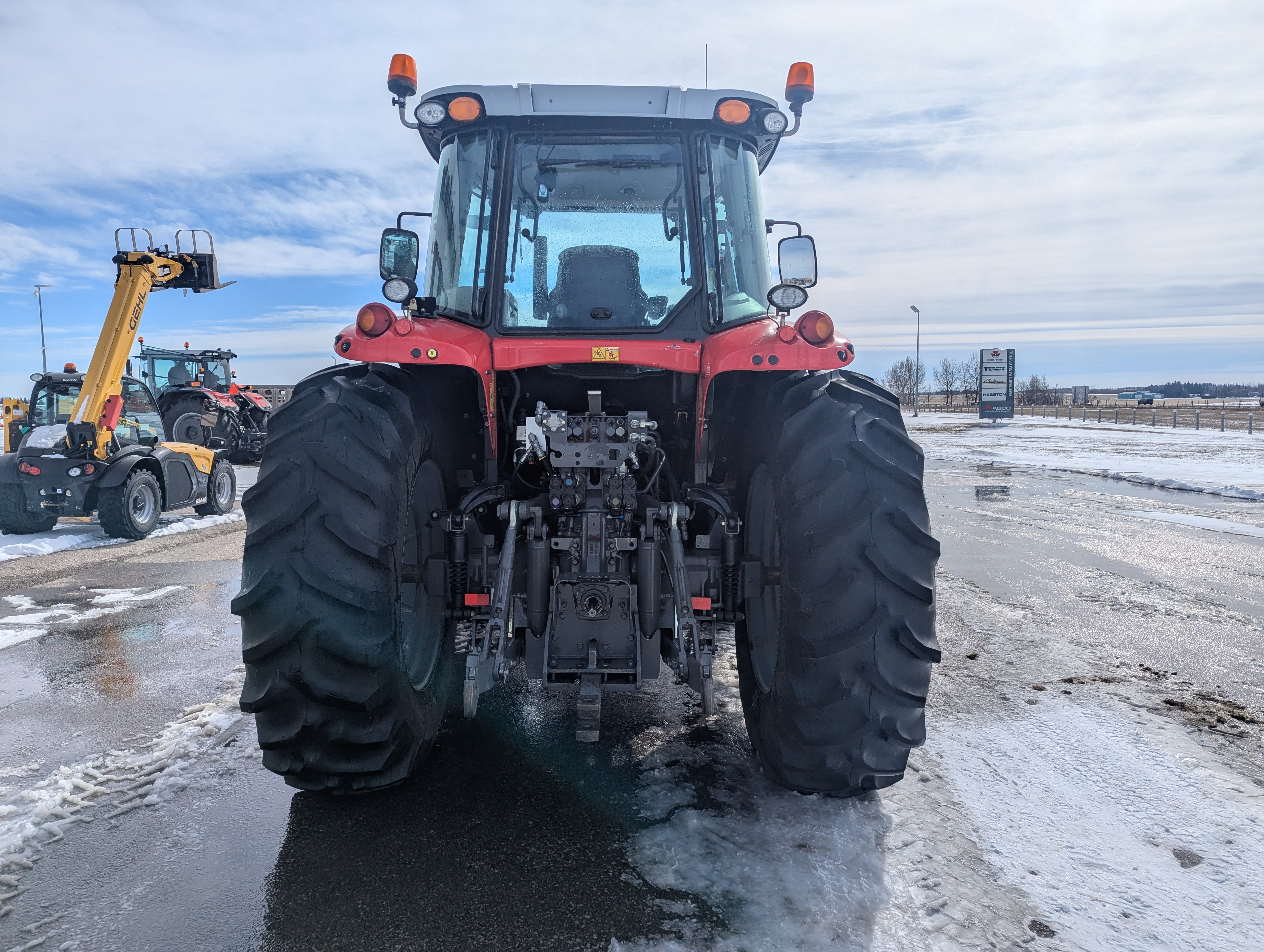 2013 Massey Ferguson 7614 Classic Tractor