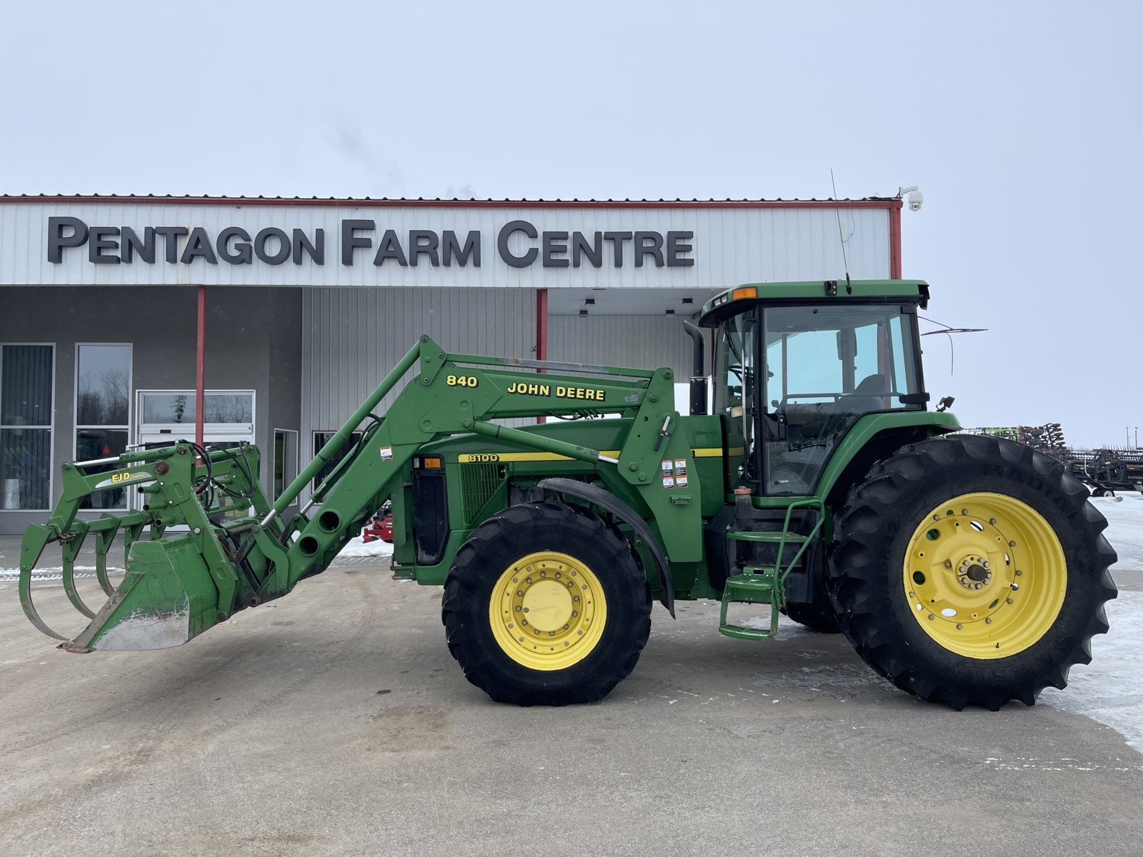 1998 John Deere 8100 Tractor