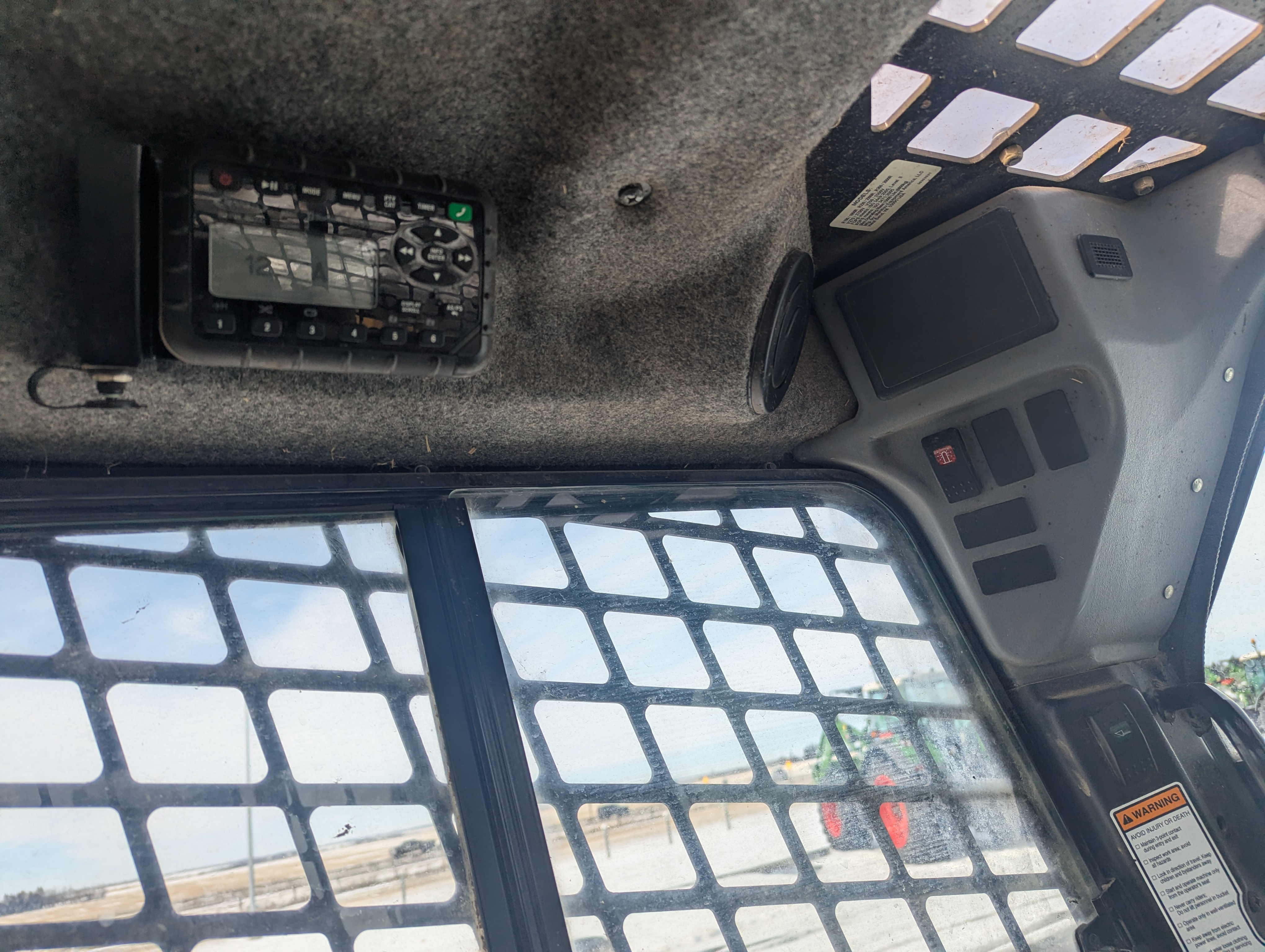 2022 Gehl R220 Skid Steer Loader