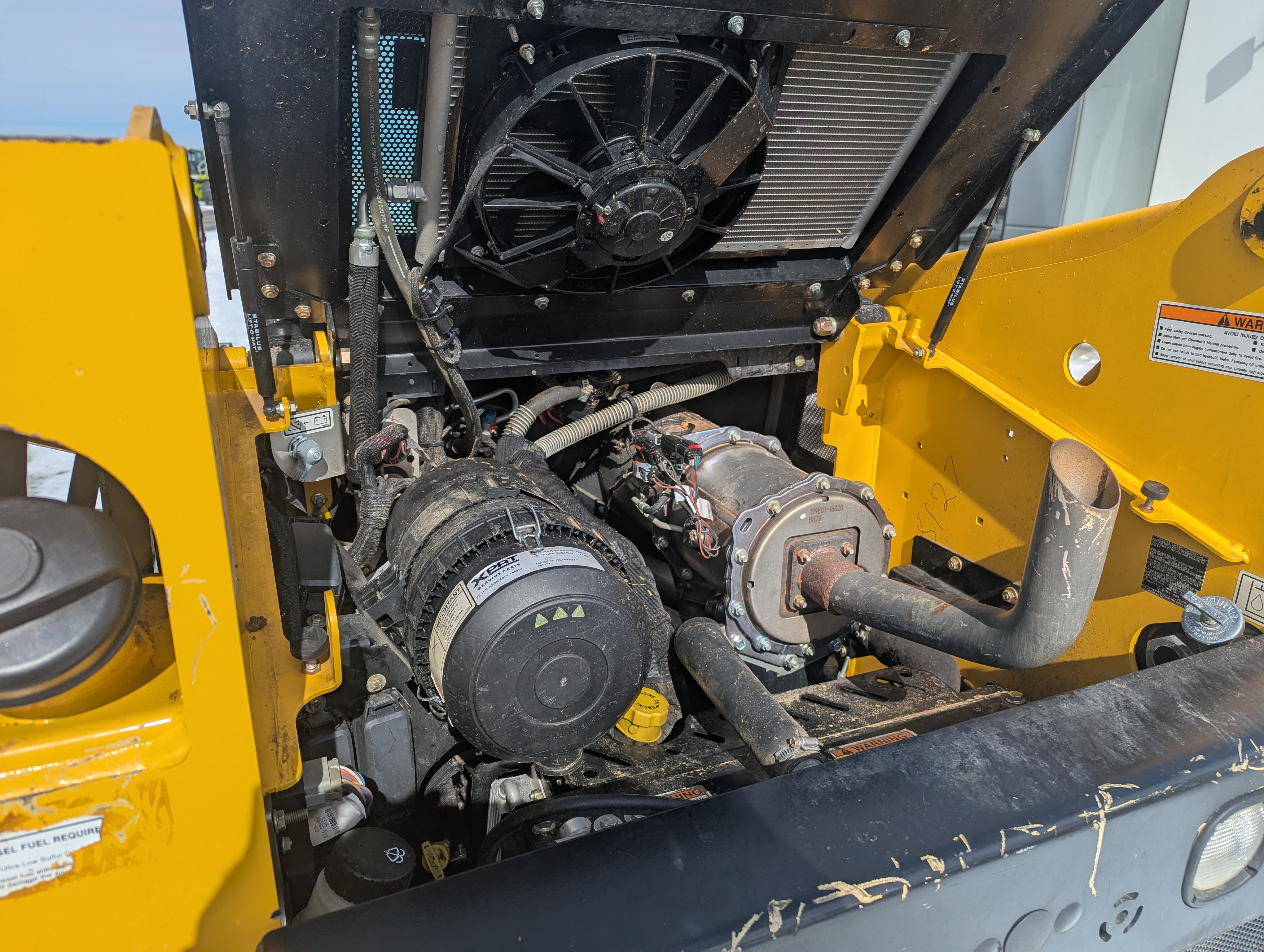 2022 Gehl R220 Skid Steer Loader