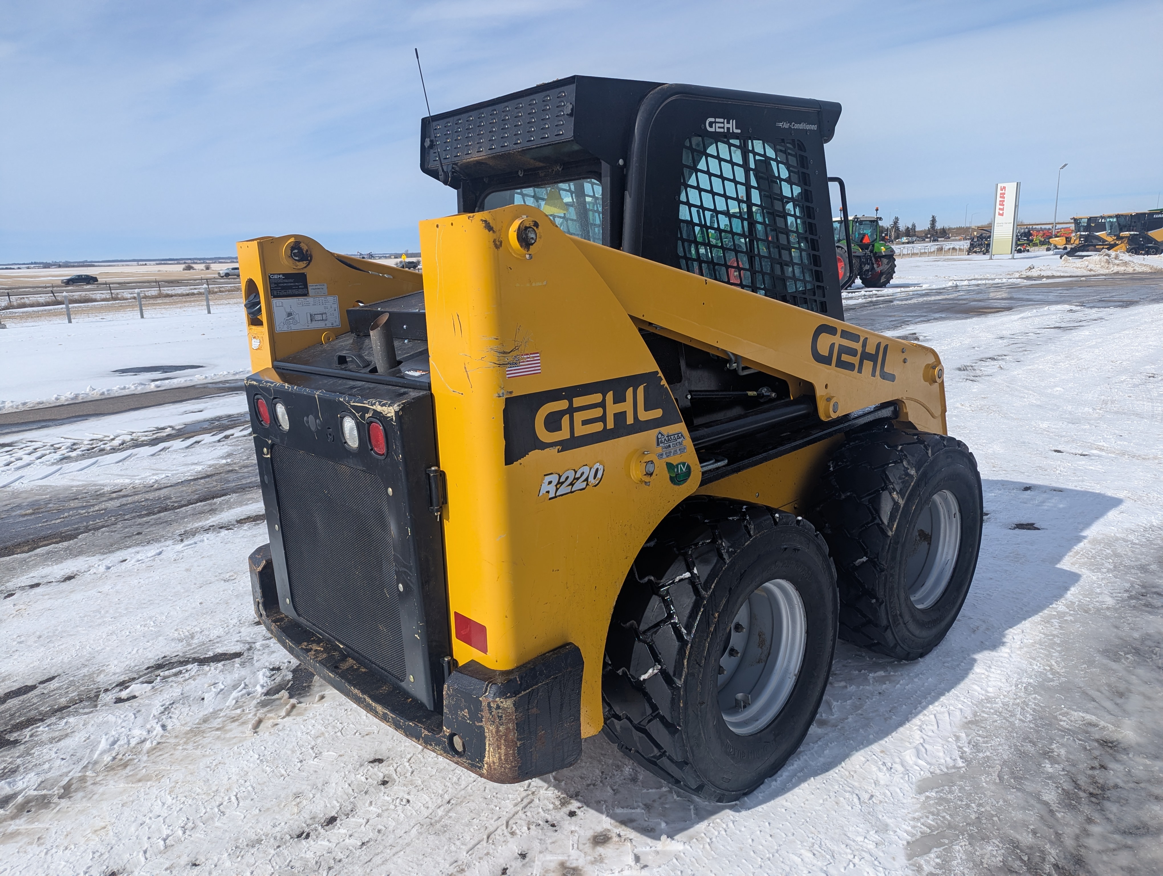 2022 Gehl R220 Skid Steer Loader