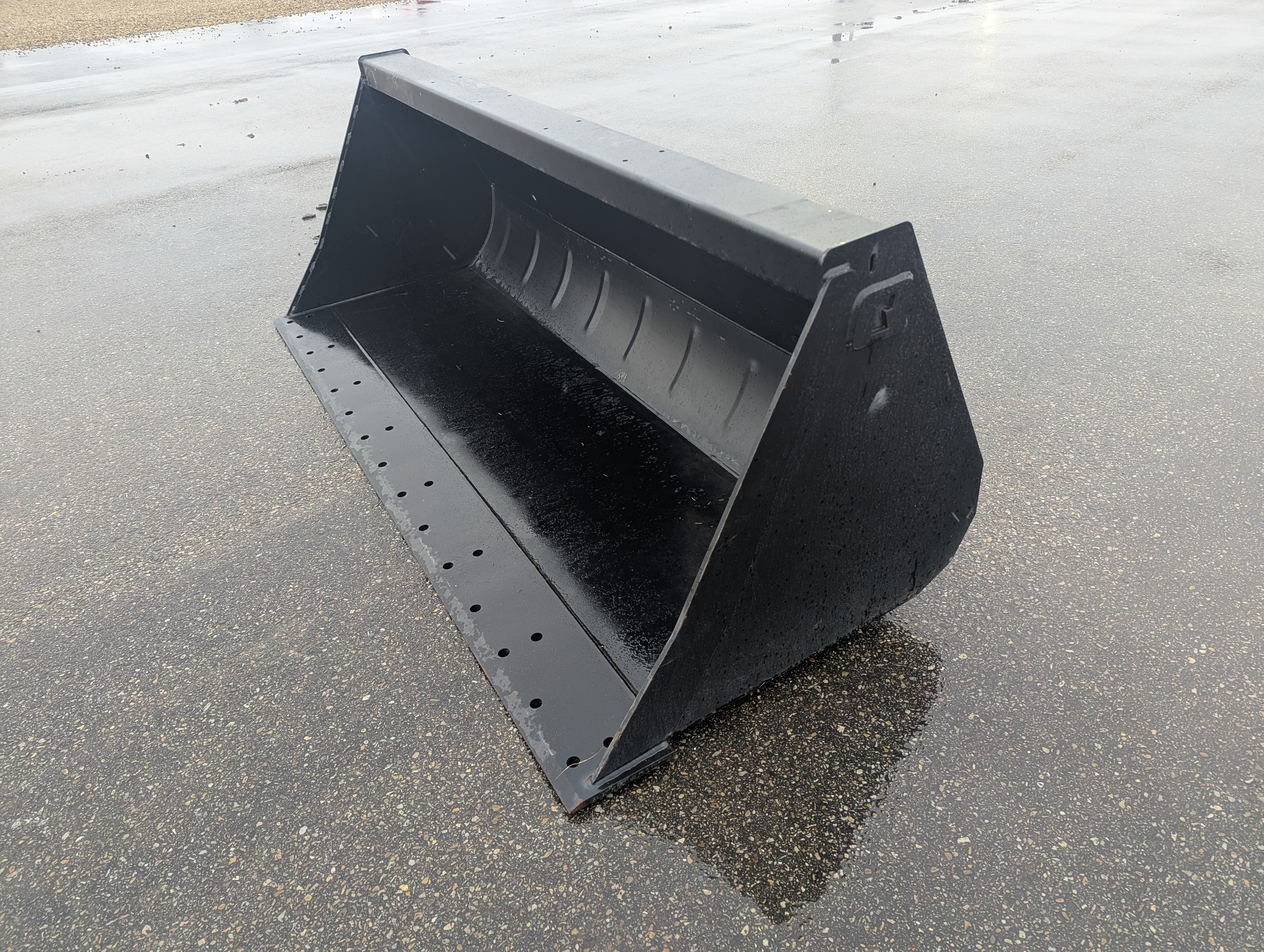 2023 ALO SM+240 Bucket