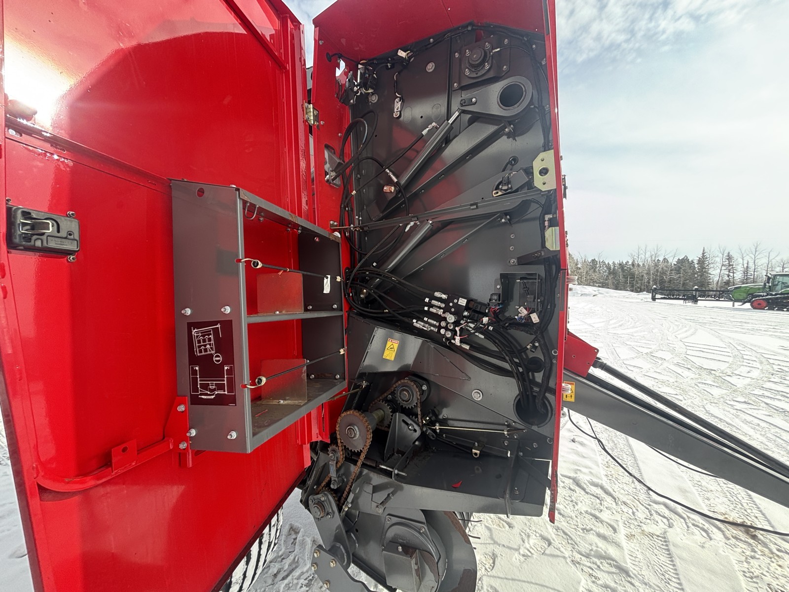 2017 Massey Ferguson 2956A Baler/Round