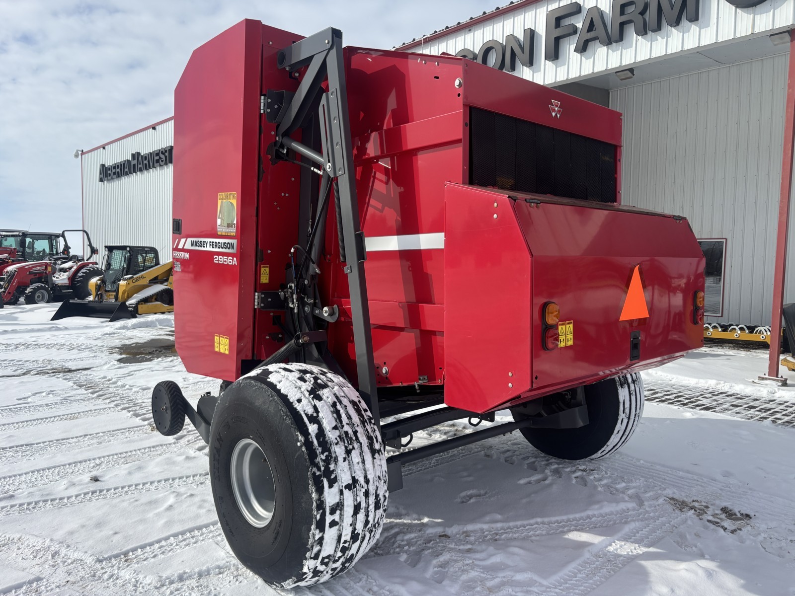2017 Massey Ferguson 2956A Baler/Round