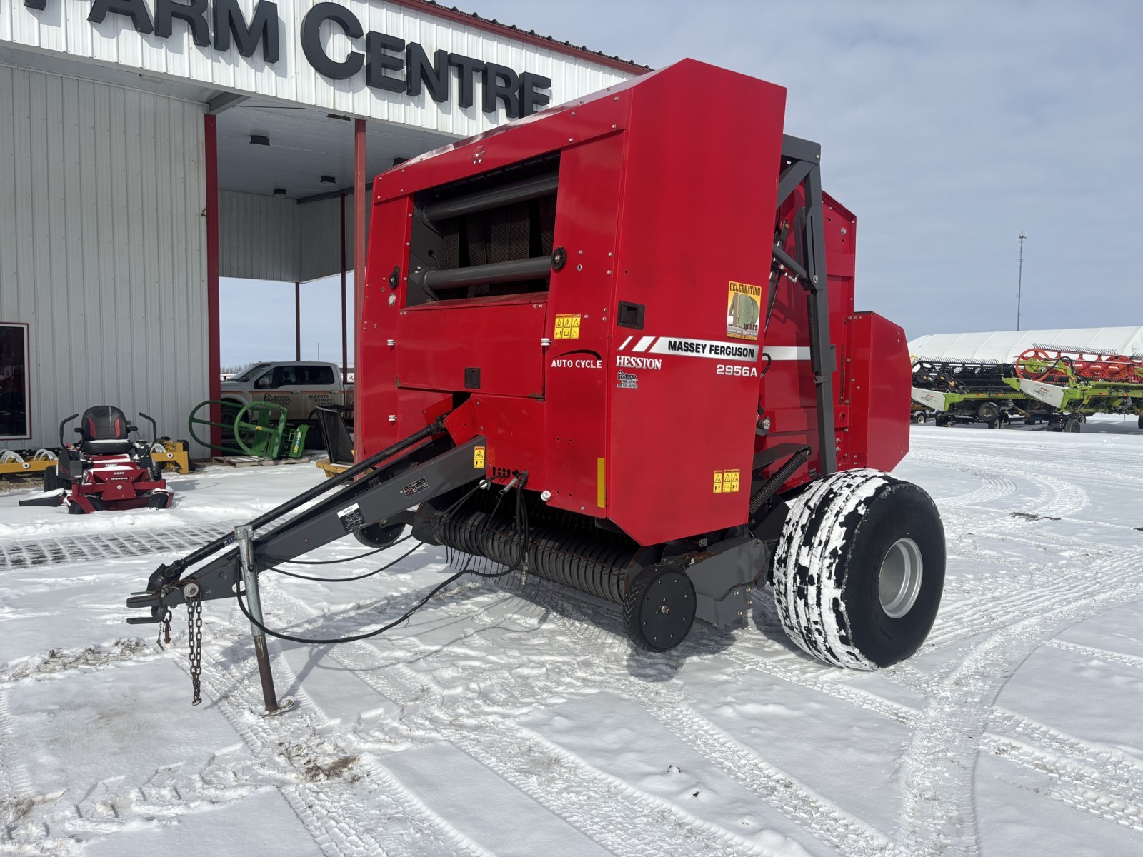 2017 Massey Ferguson 2956A Baler/Round