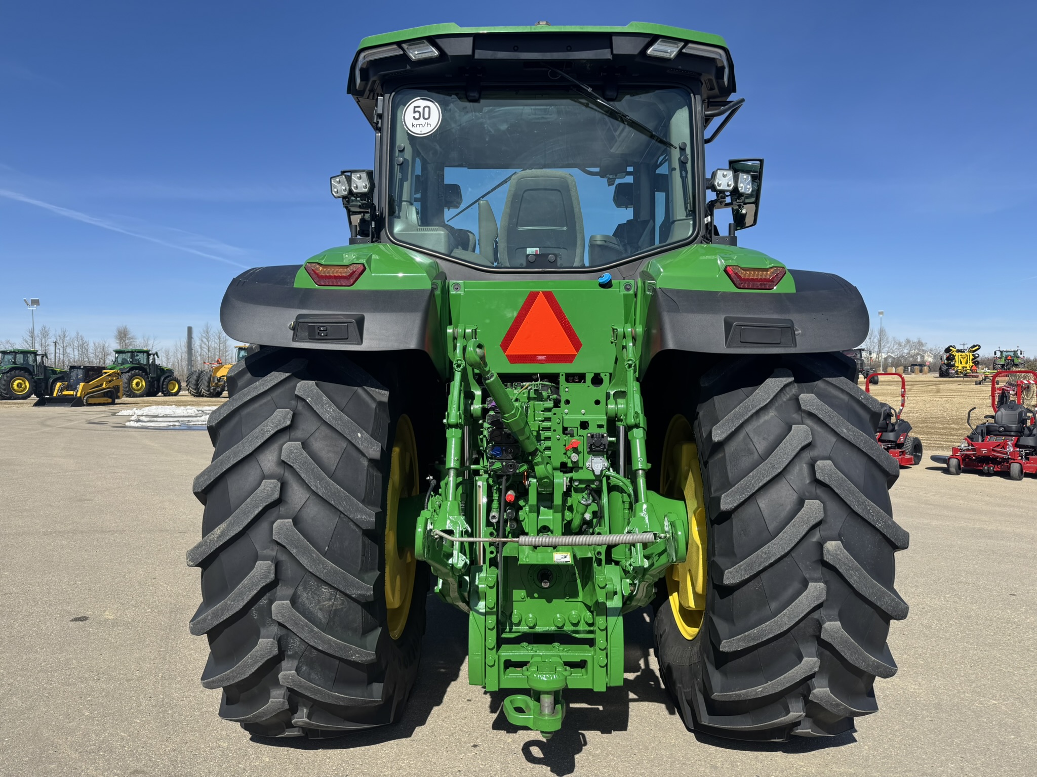 2023 John Deere 7R 230 Tractor