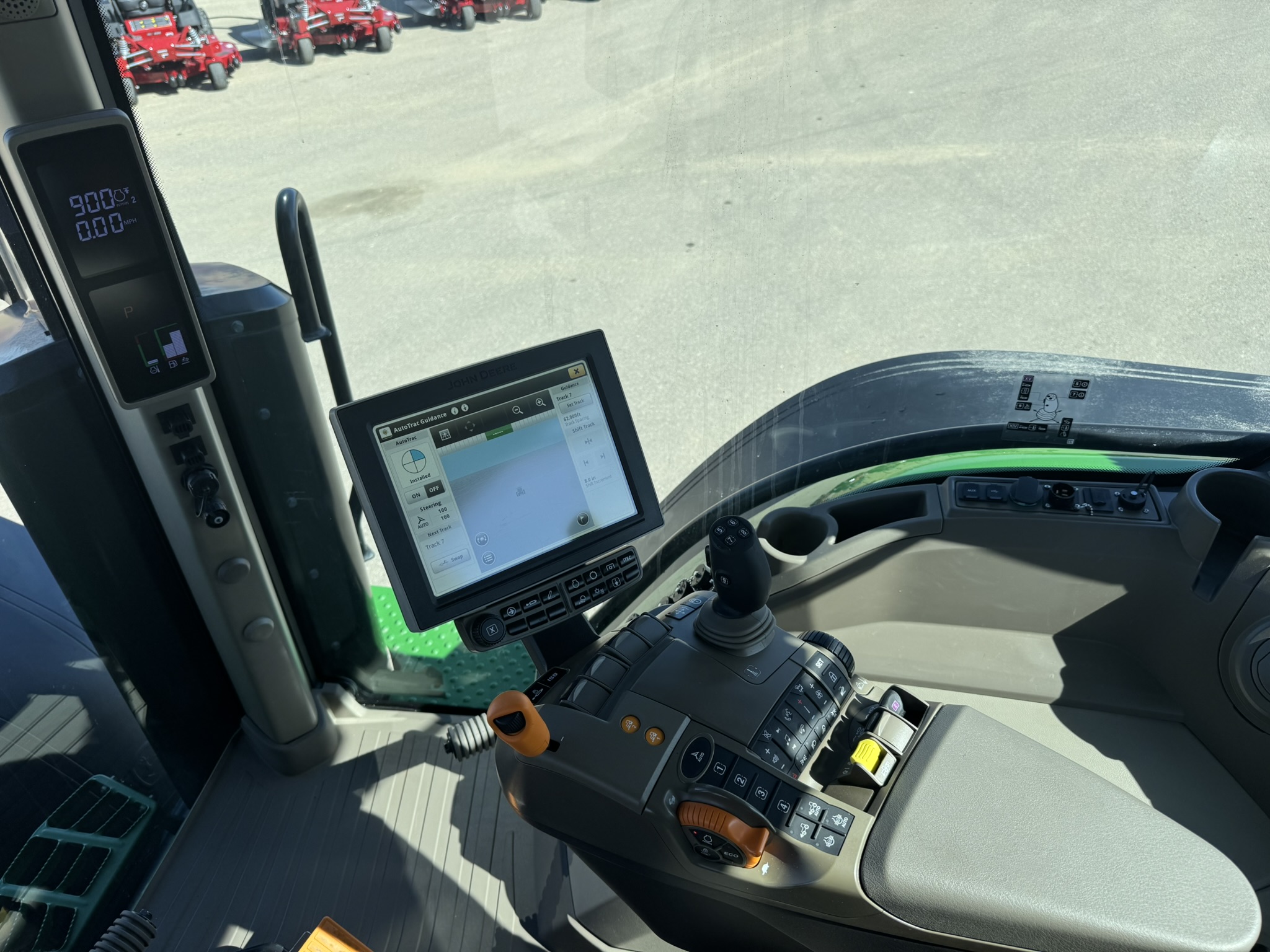 2023 John Deere 7R 230 Tractor