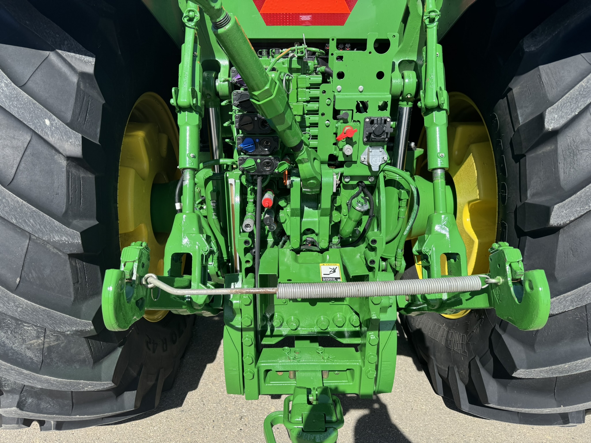 2023 John Deere 7R 230 Tractor