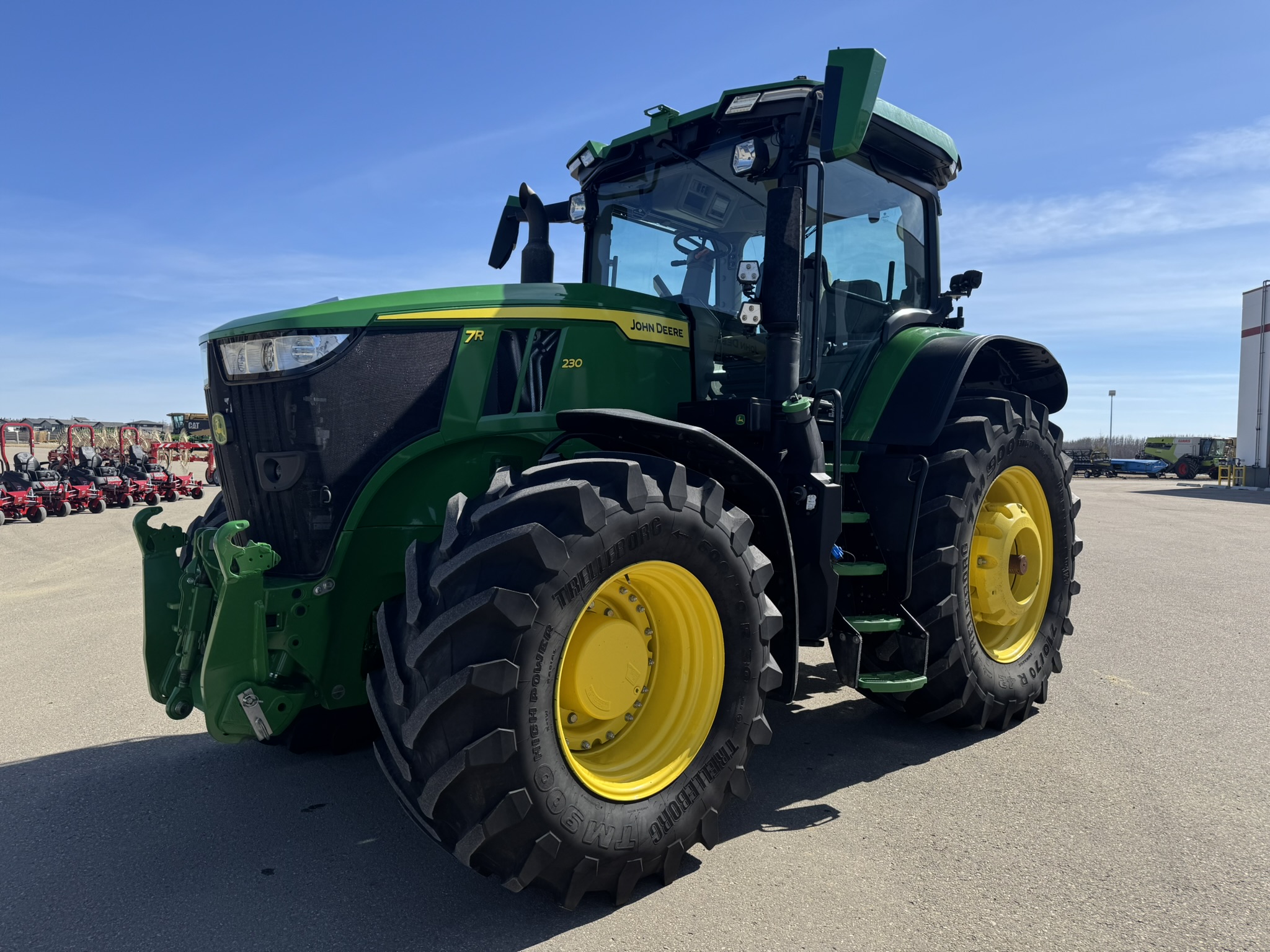 2023 John Deere 7R 230 Tractor