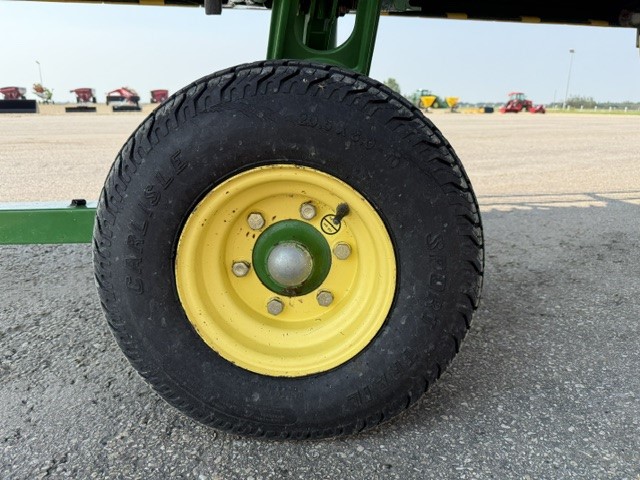 2010 John Deere 635D Header Combine