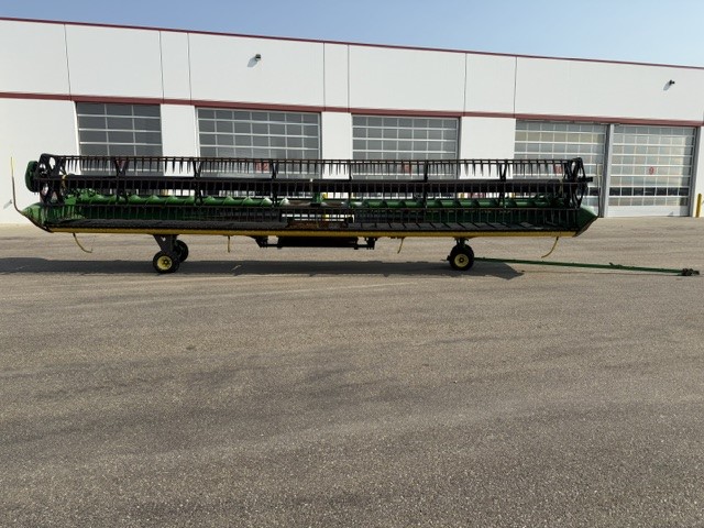 2010 John Deere 635D Header Combine
