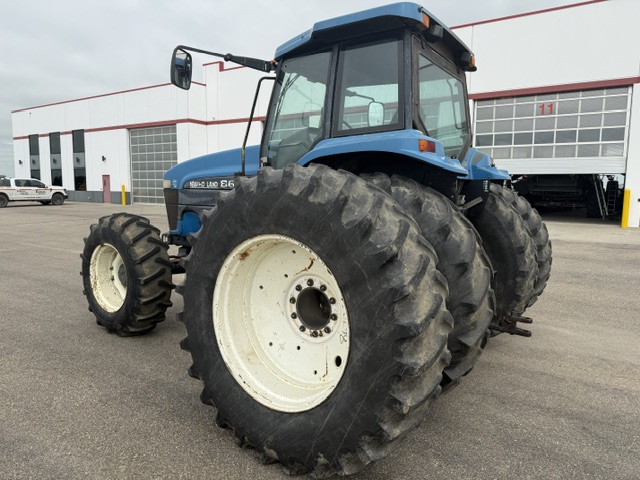 1996 New Holland 8670 Tractor