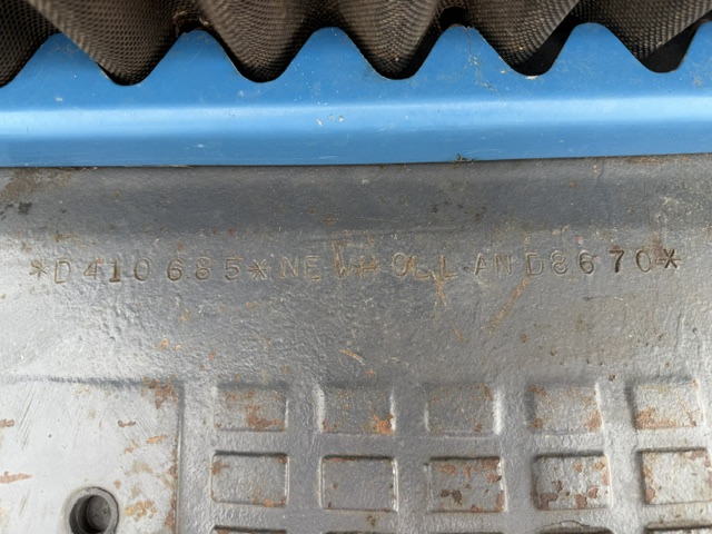 1996 New Holland 8670 Tractor