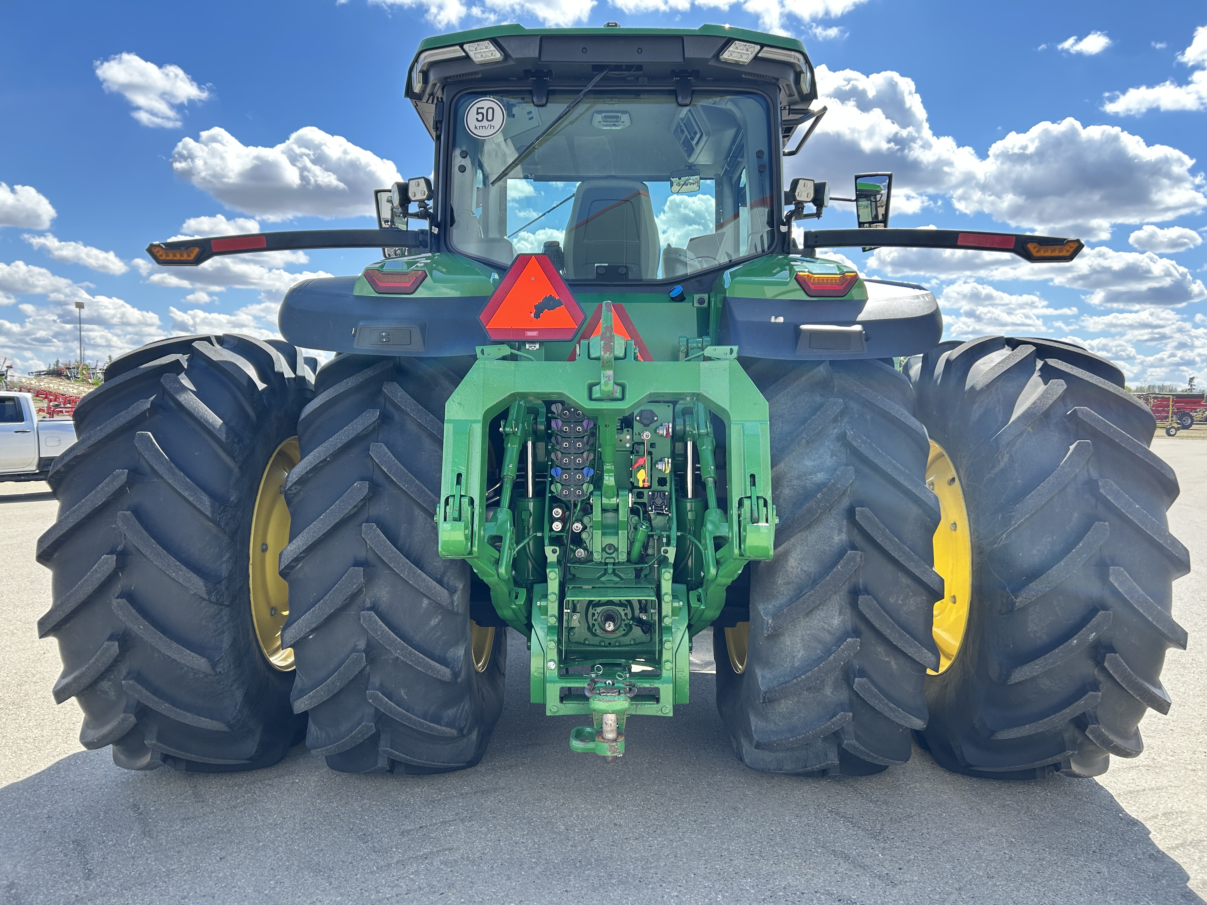 2022 John Deere 8R 340 Tractor